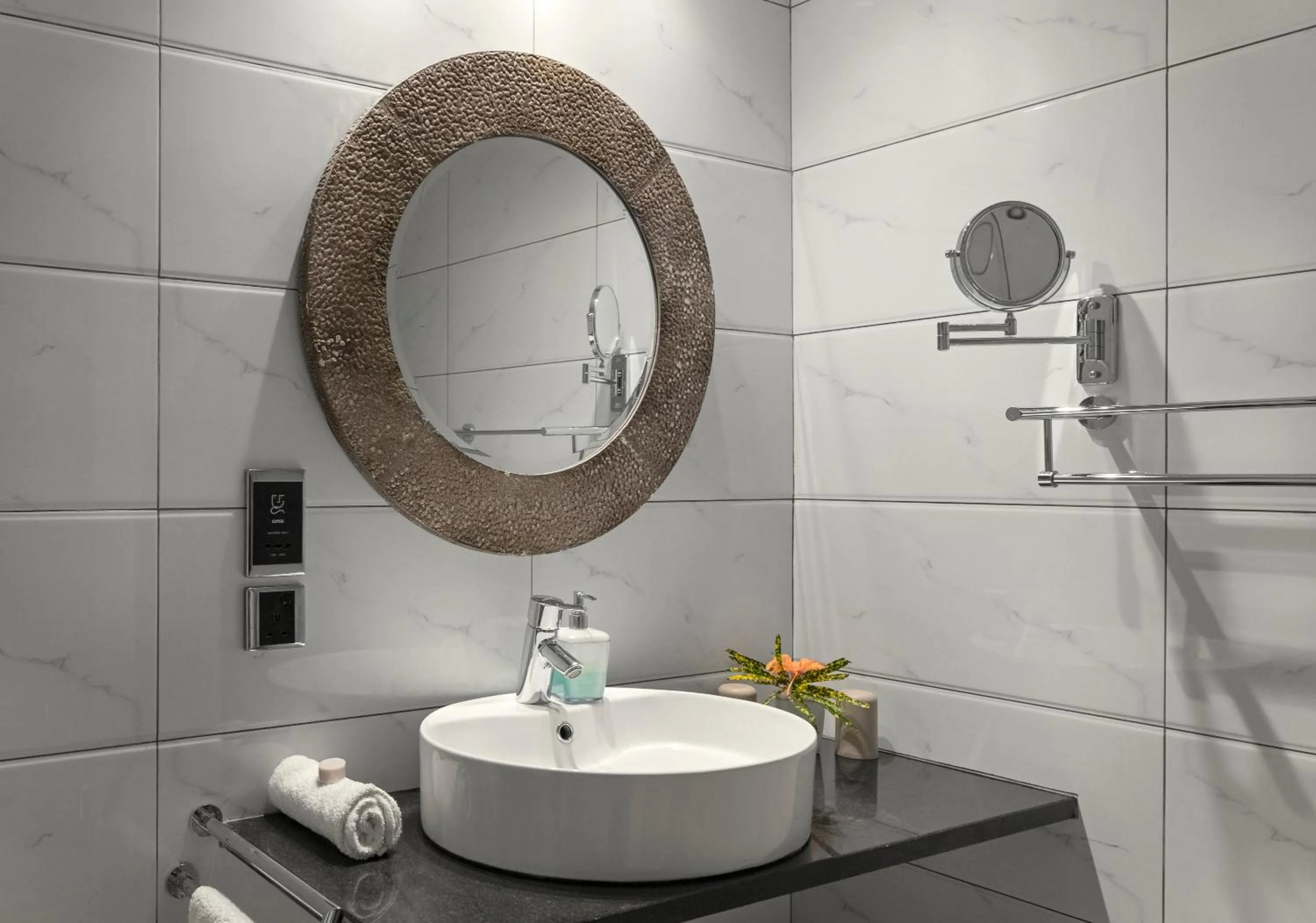 Property building in Auberge d'Anse Boileau & Restaurant Chez Plume