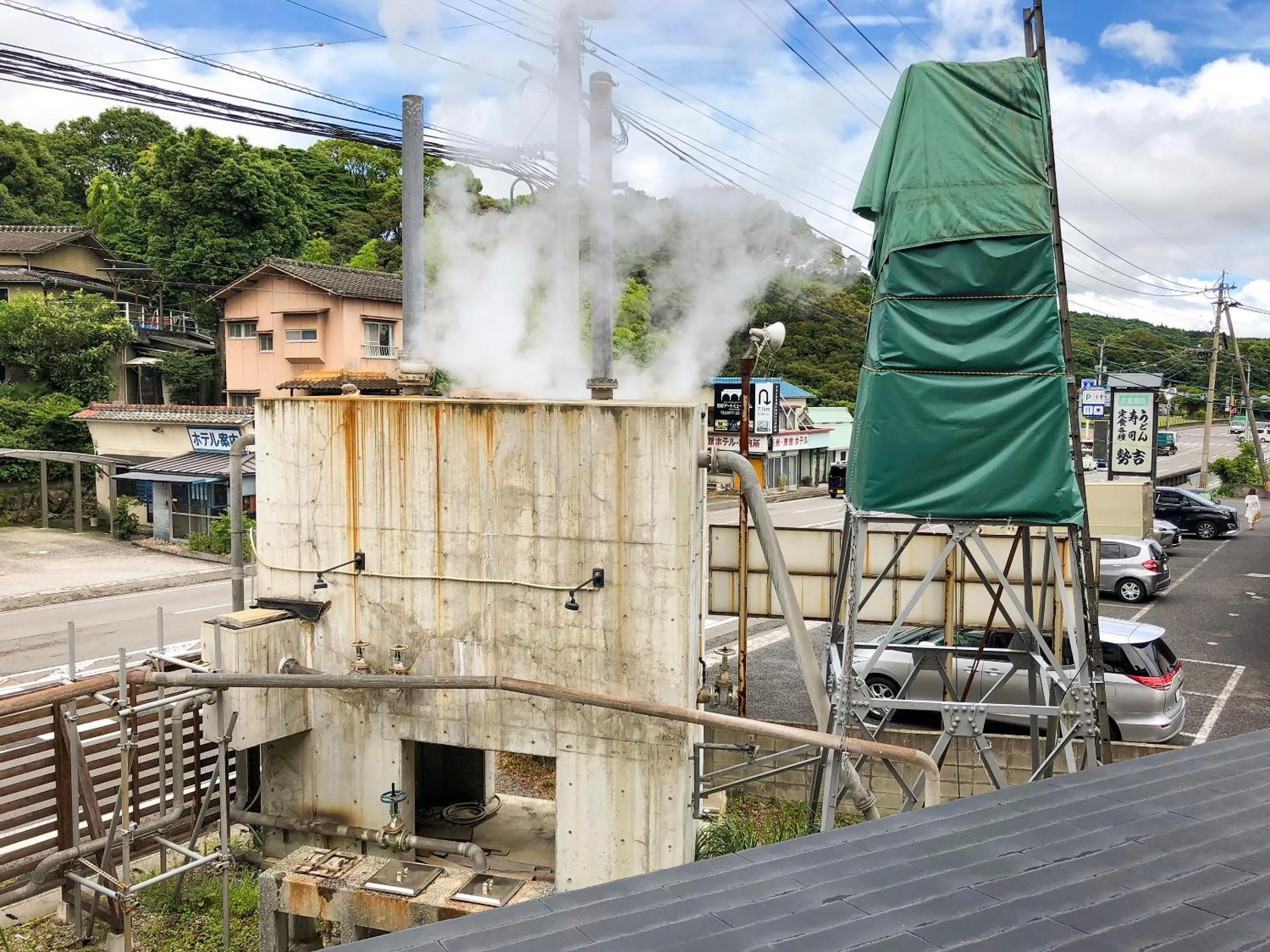 Hot Spring Bath in Hozanso Beppu