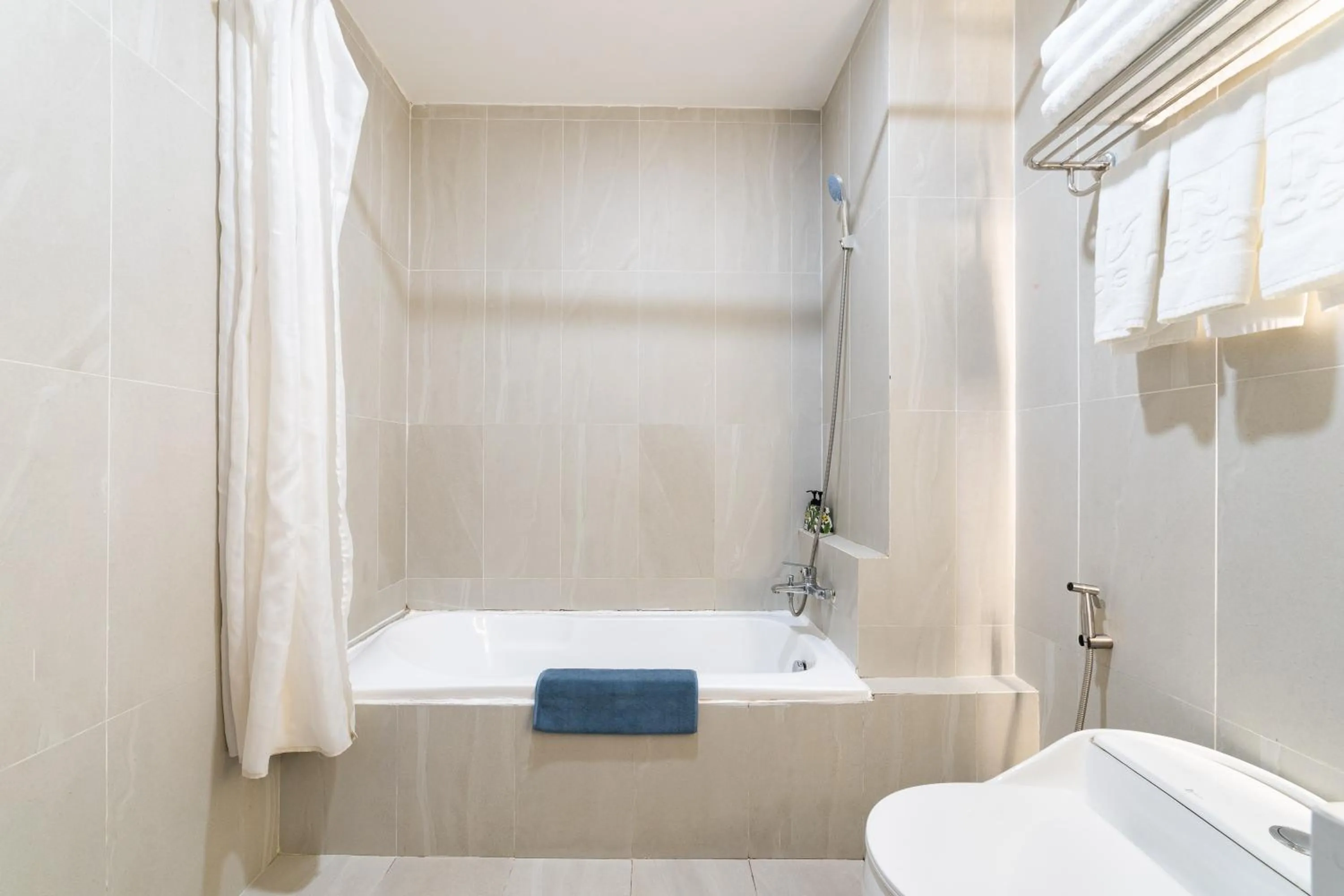 Bathroom in Nicecy NganHa Hotel