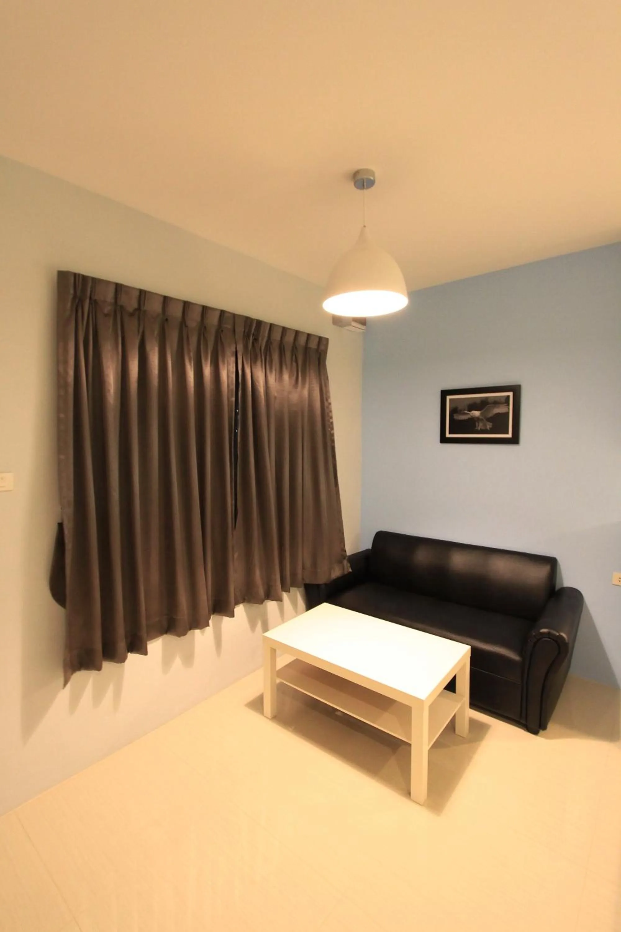 Seating area in Eazy Motel B.a.n.g.n.a