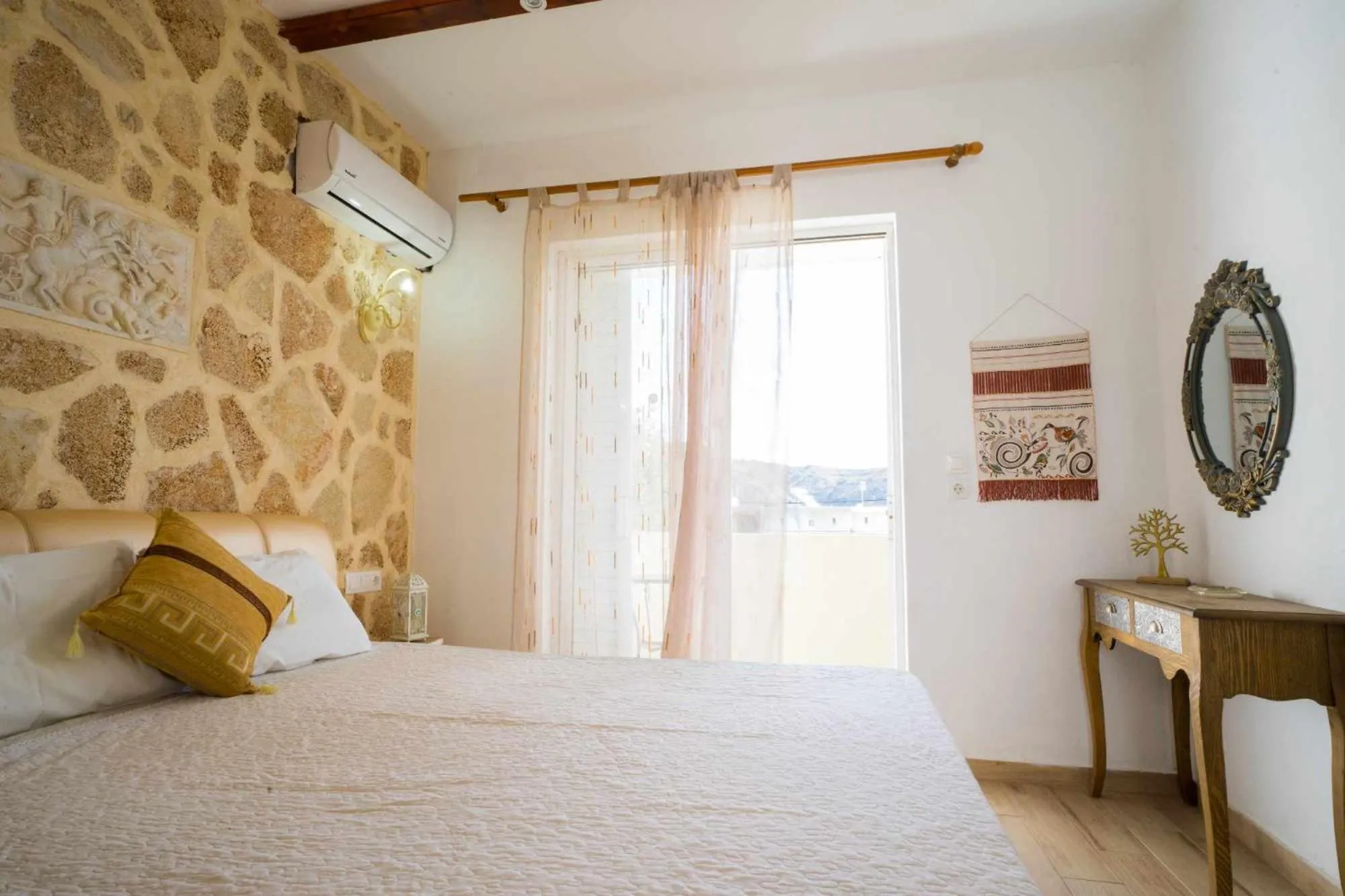 Bedroom in Farkia Exclusive Studios