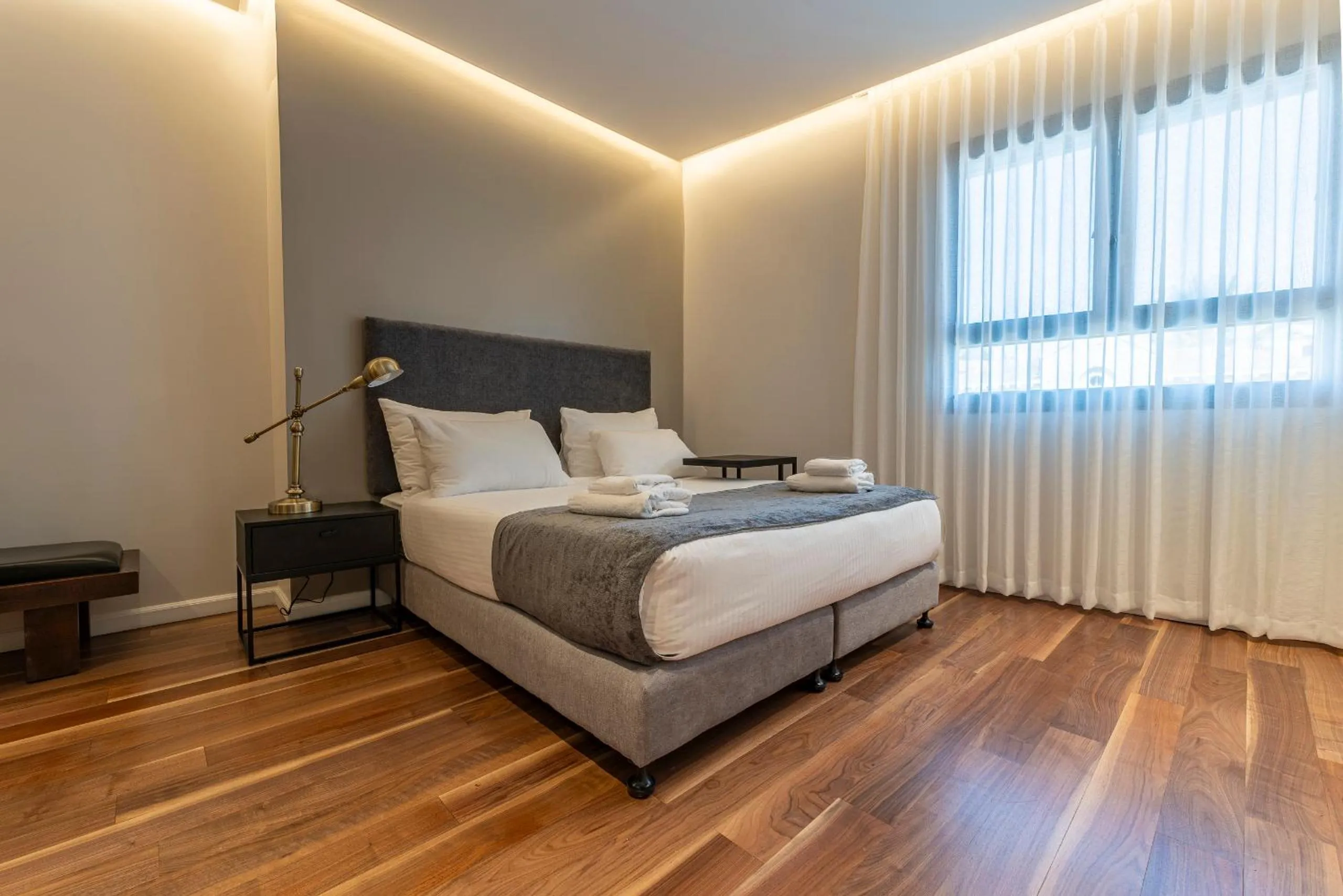 Photo of the whole room, Bed in Hematian Hotel by Effy