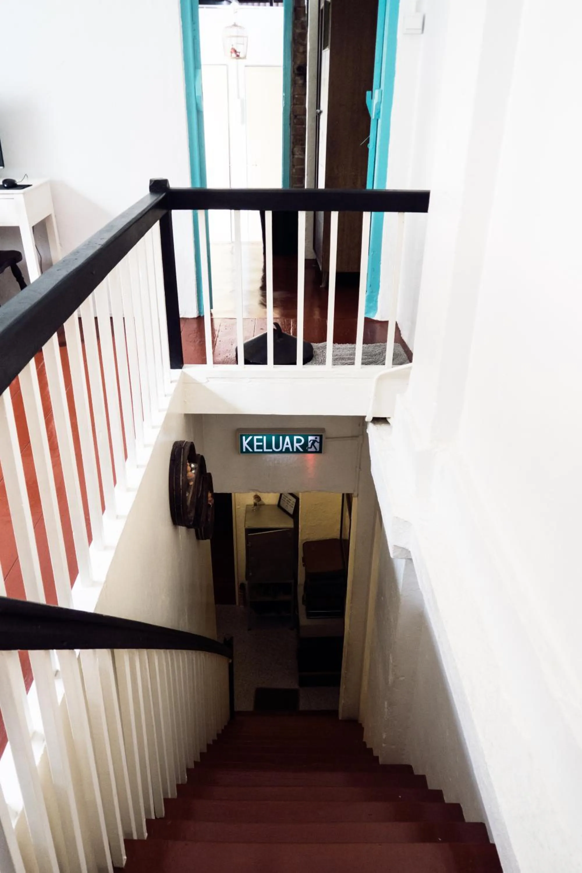 Communal lounge/ TV room in Sojourn Beds & Cafe