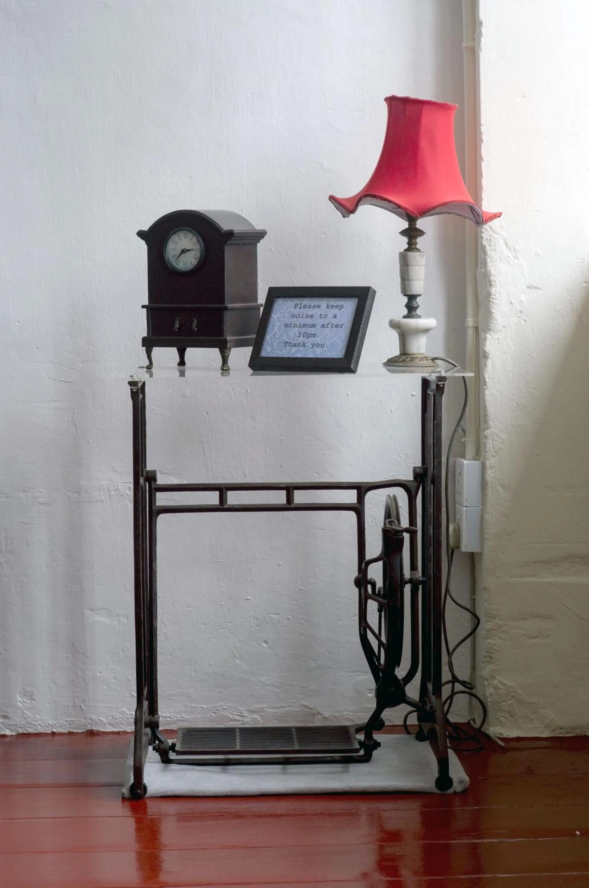 Communal lounge/ TV room in Sojourn Beds & Cafe