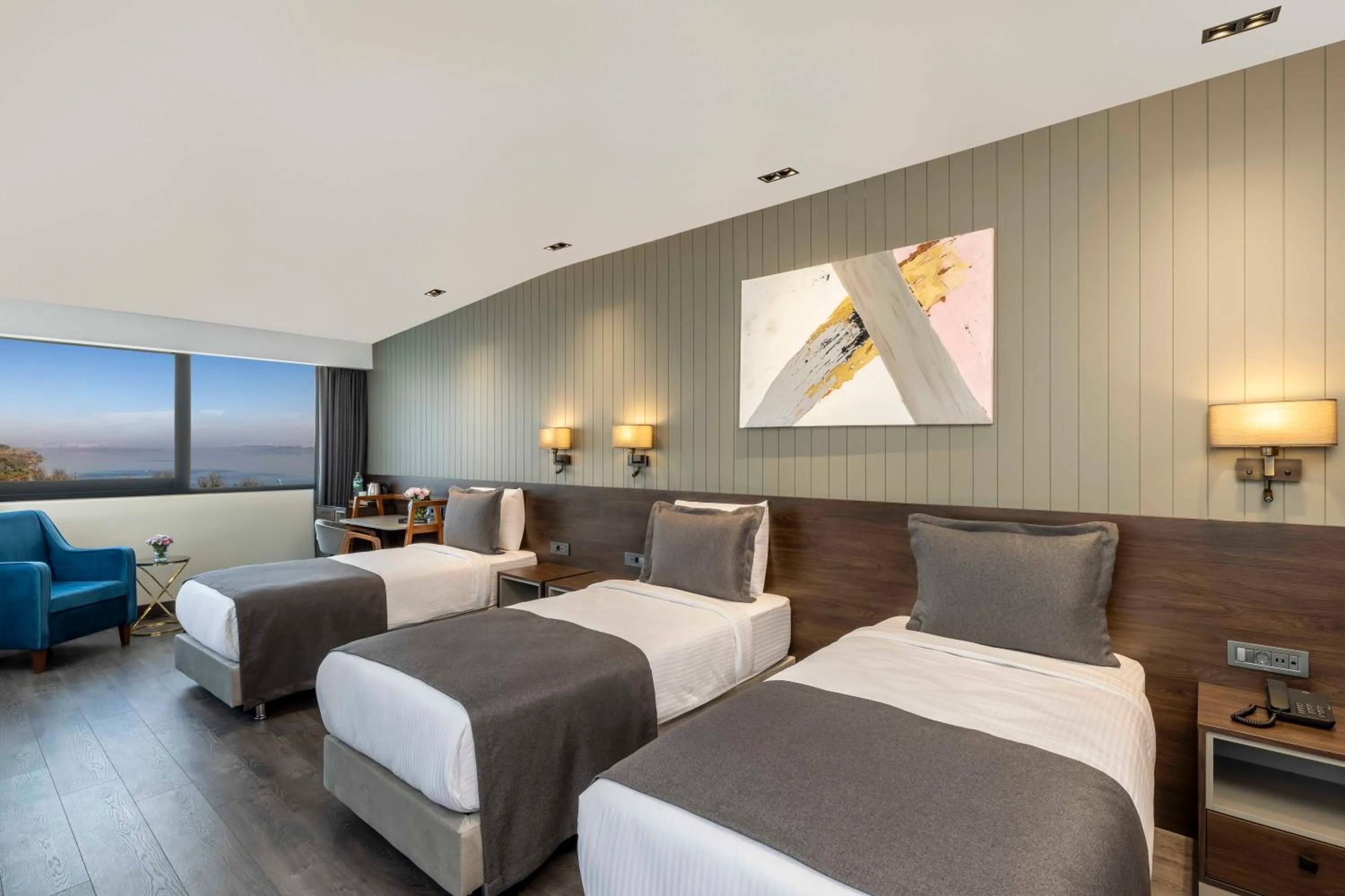 Photo of the whole room, Bed in Ezkar Bathonea Art İstanbul Hotel