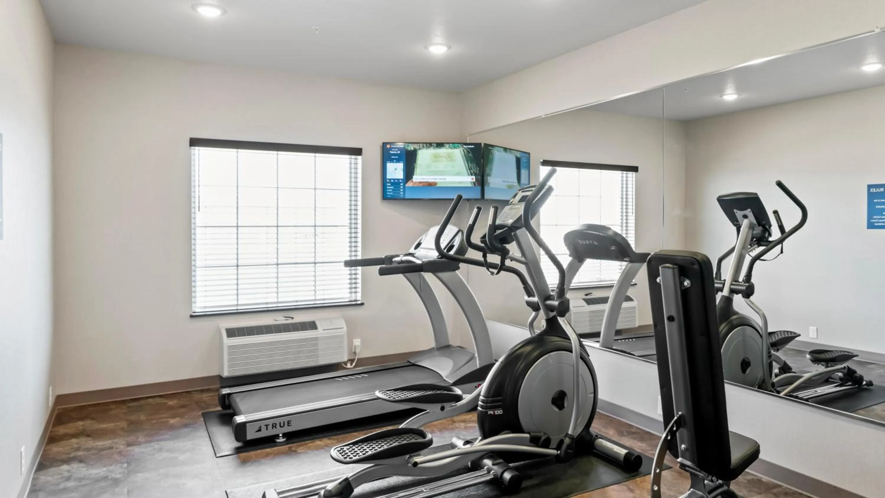 Fitness centre/facilities in Cobblestone Inn & Suites - Julesburg