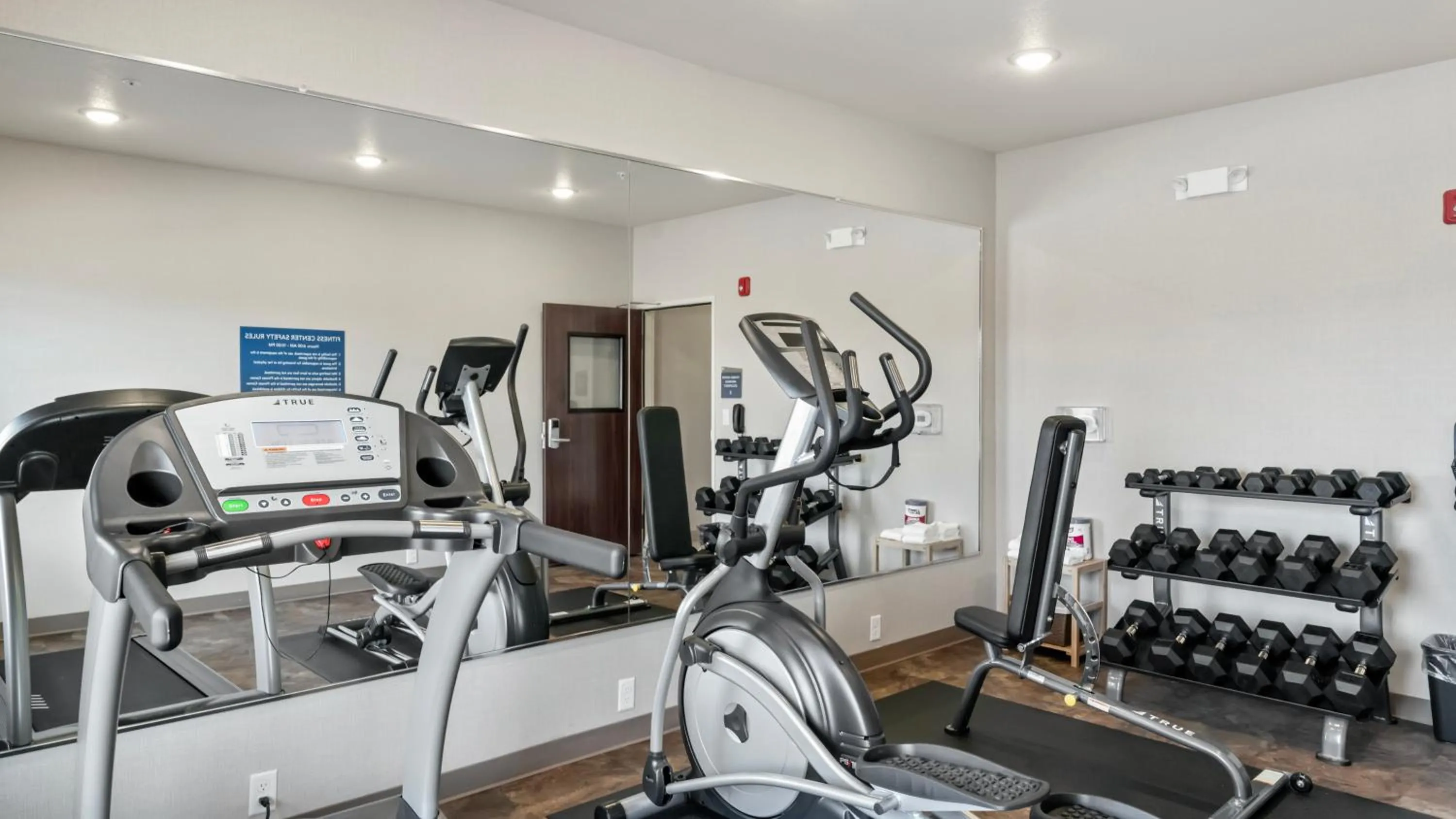 Fitness centre/facilities in Cobblestone Inn & Suites - Julesburg