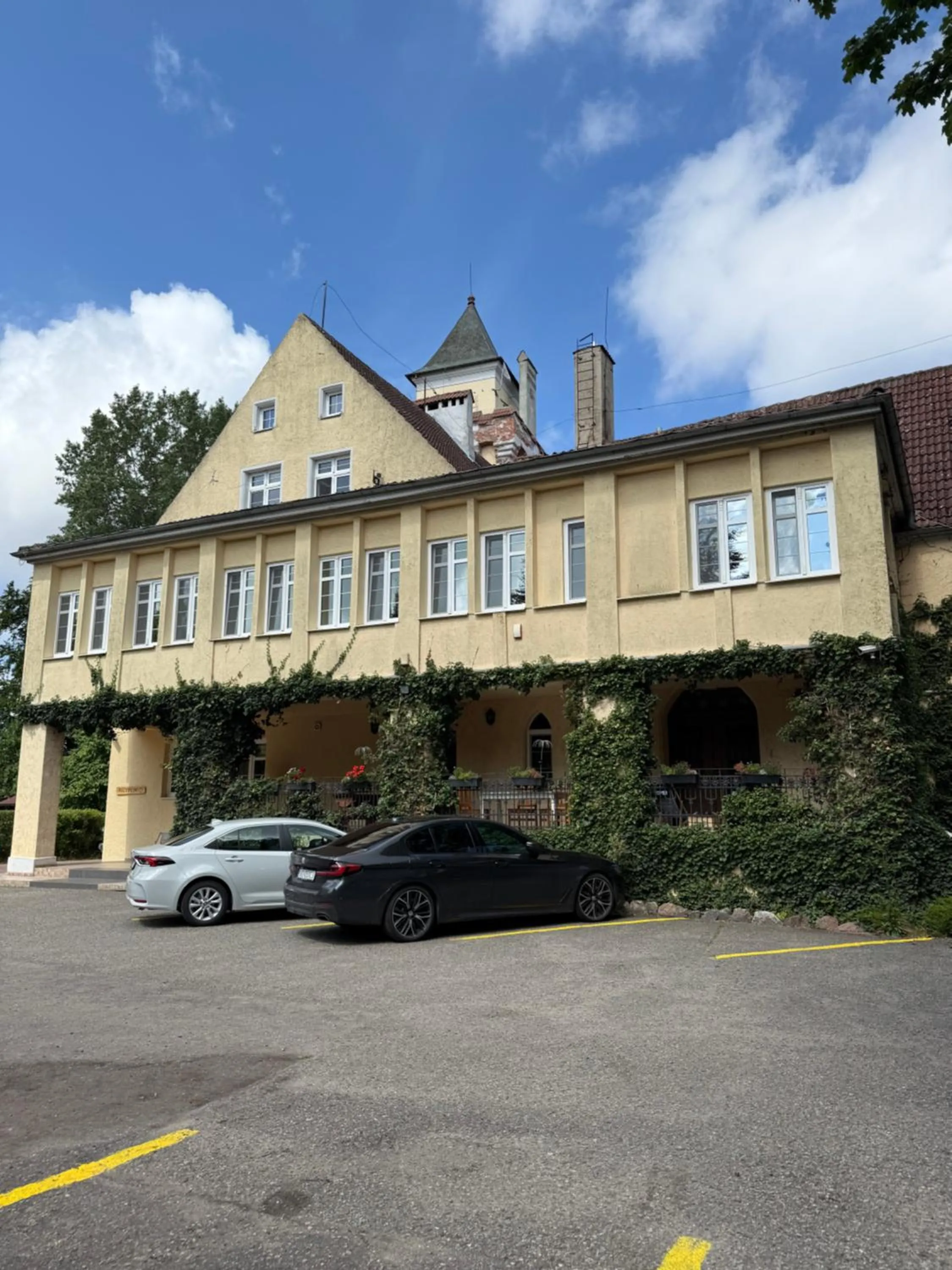 Property building in Zamek Nowęcin
