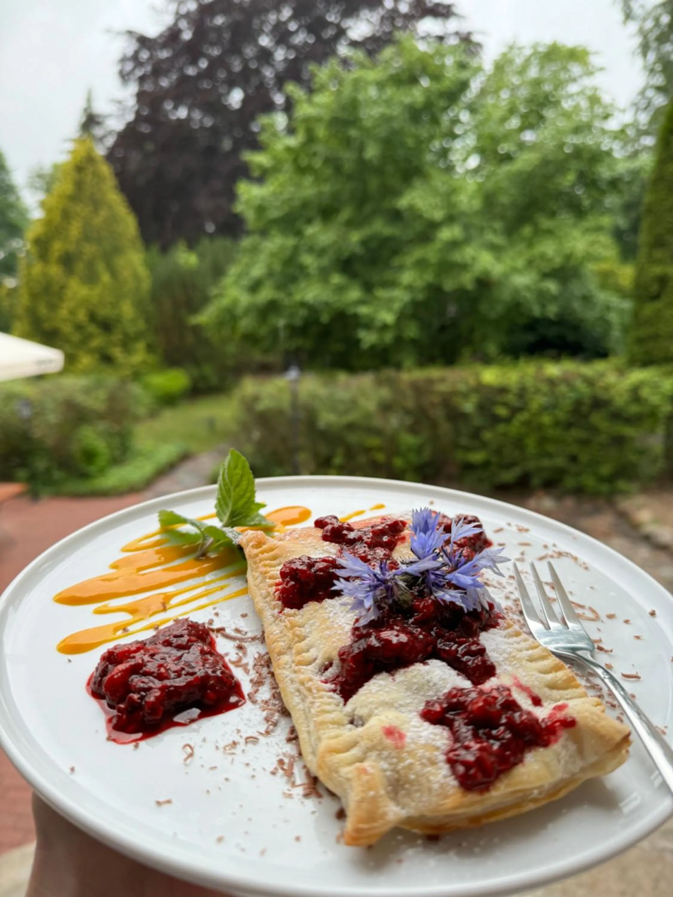 Restaurant/places to eat in Zamek Nowęcin