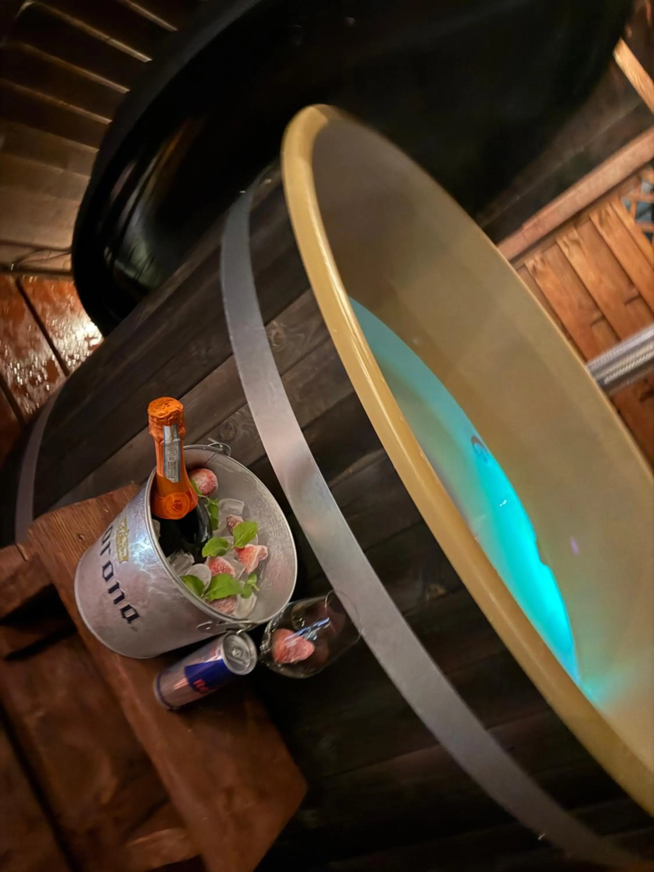 Hot Tub in Zamek Nowęcin
