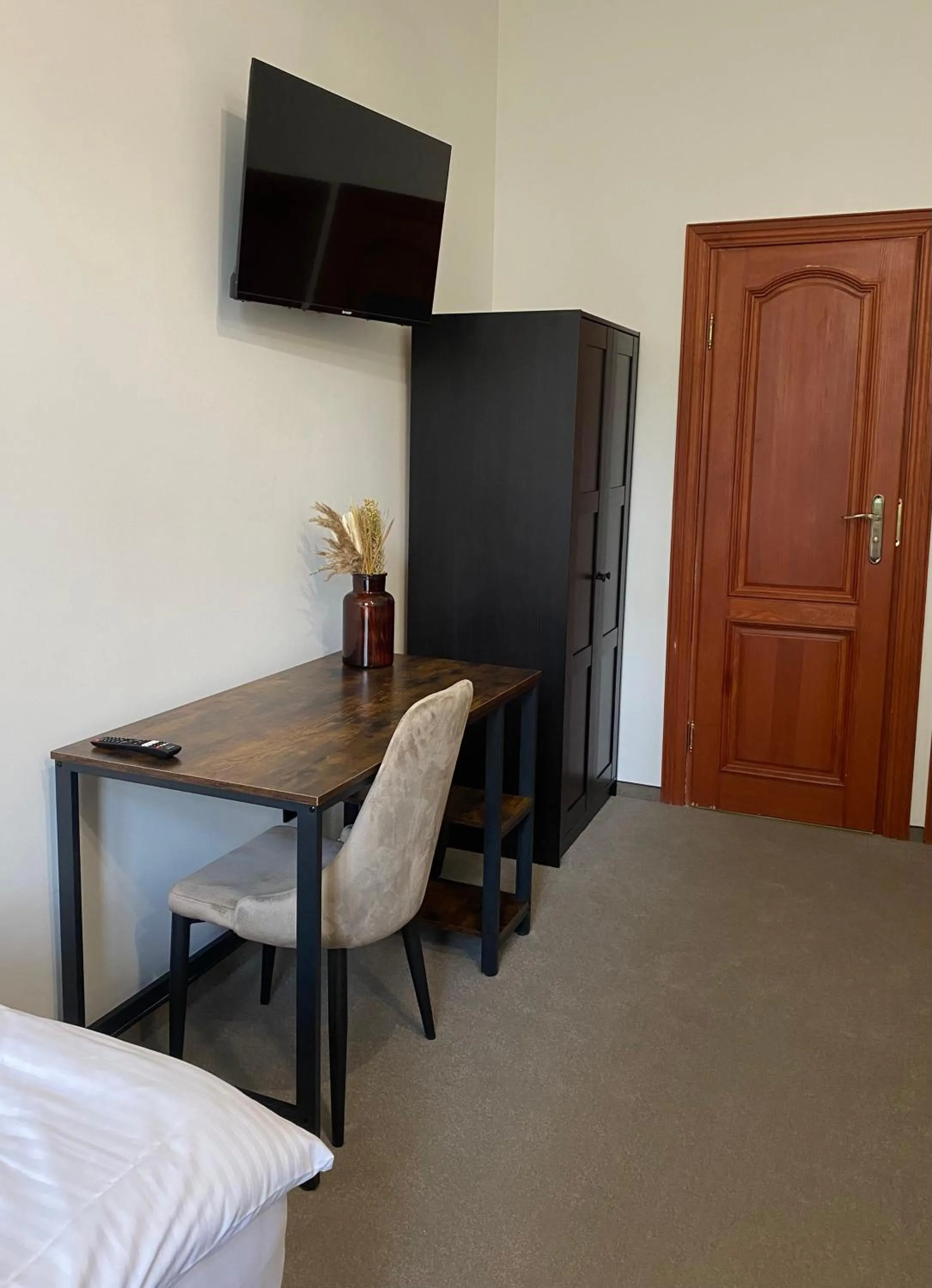 Photo of the whole room, Bed in Zamek Nowęcin