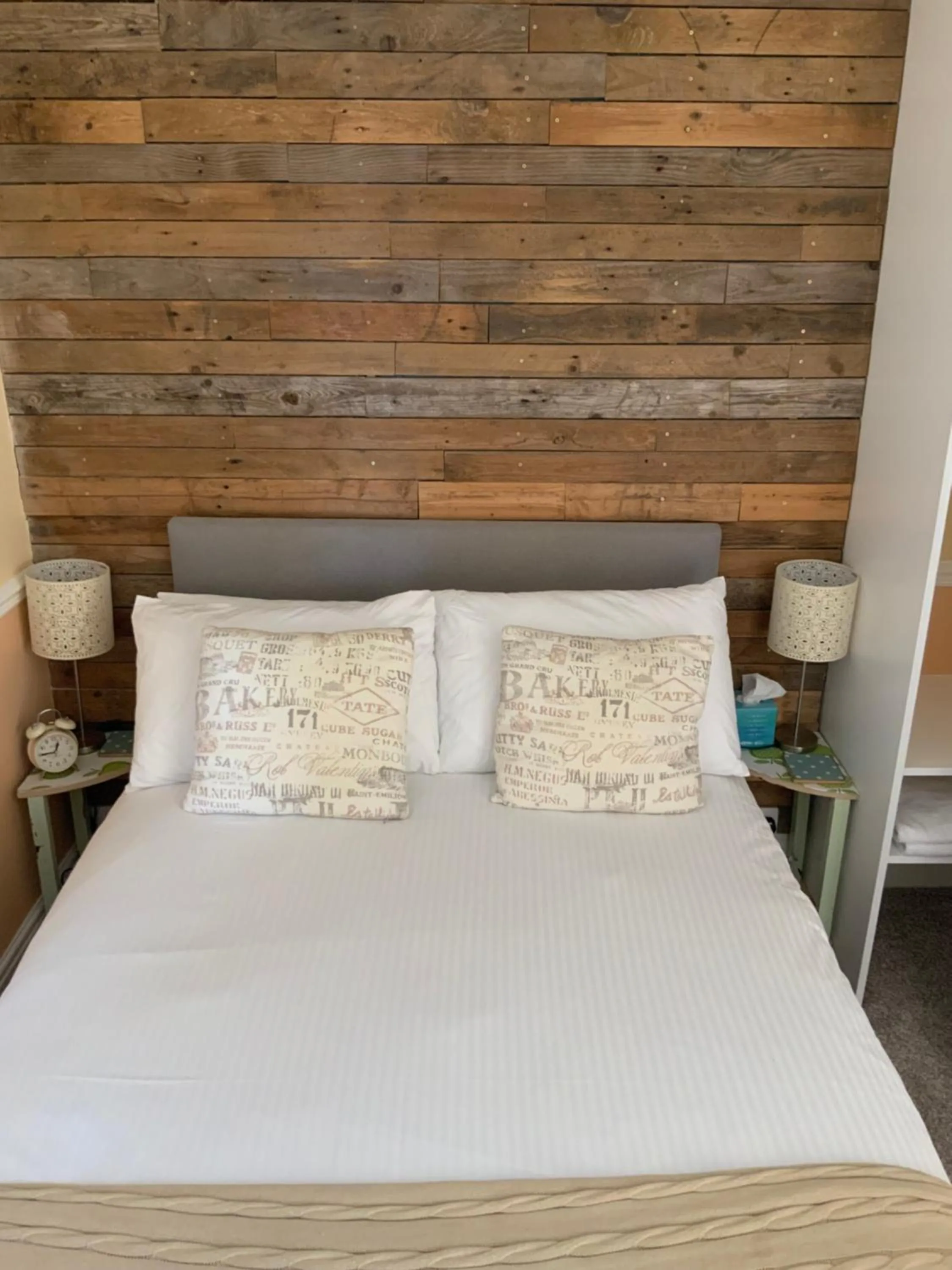 Bed in Green Apple Bed and Breakfast