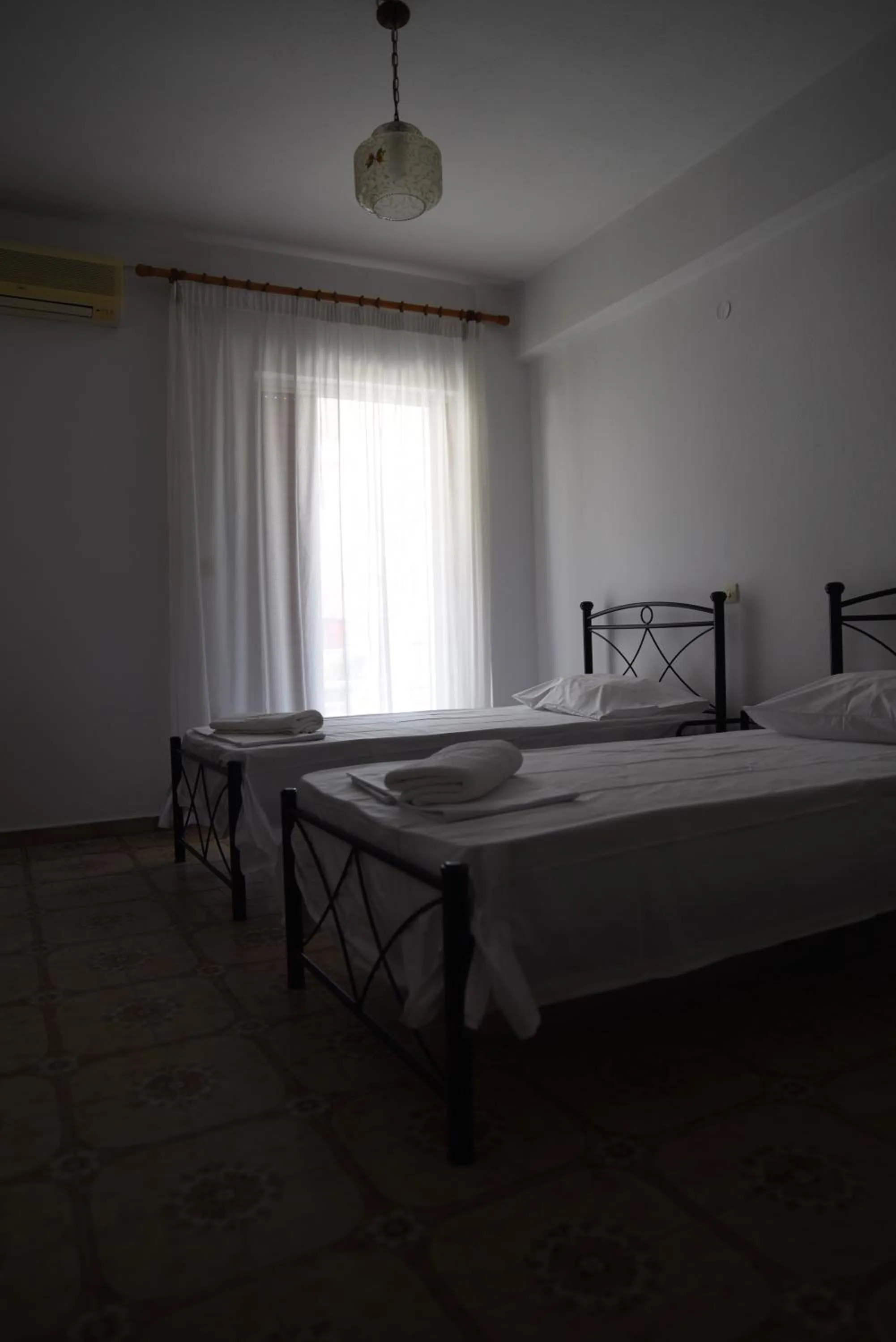 Bed in Kavos Central Gardens