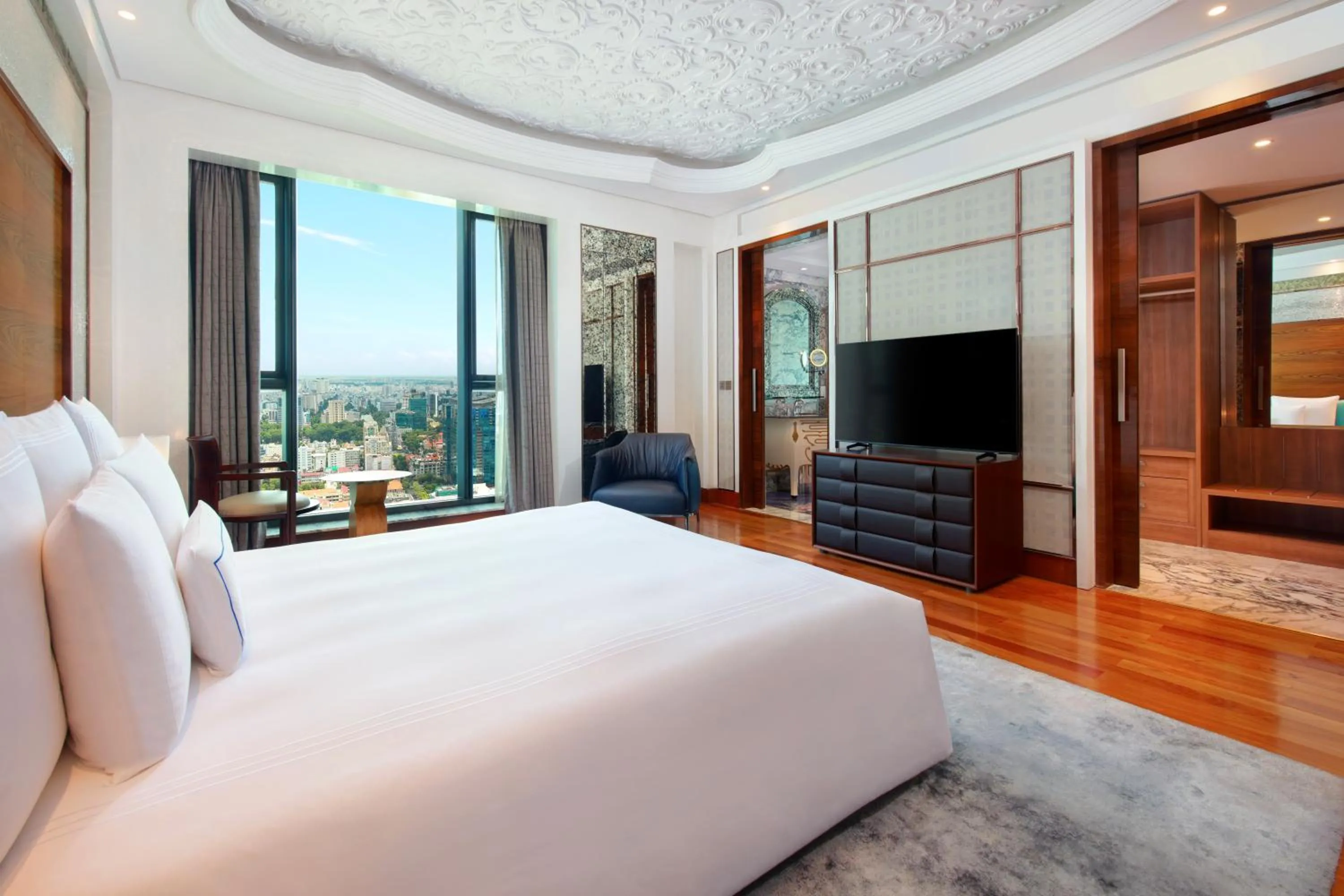 Bed in The Reverie Saigon