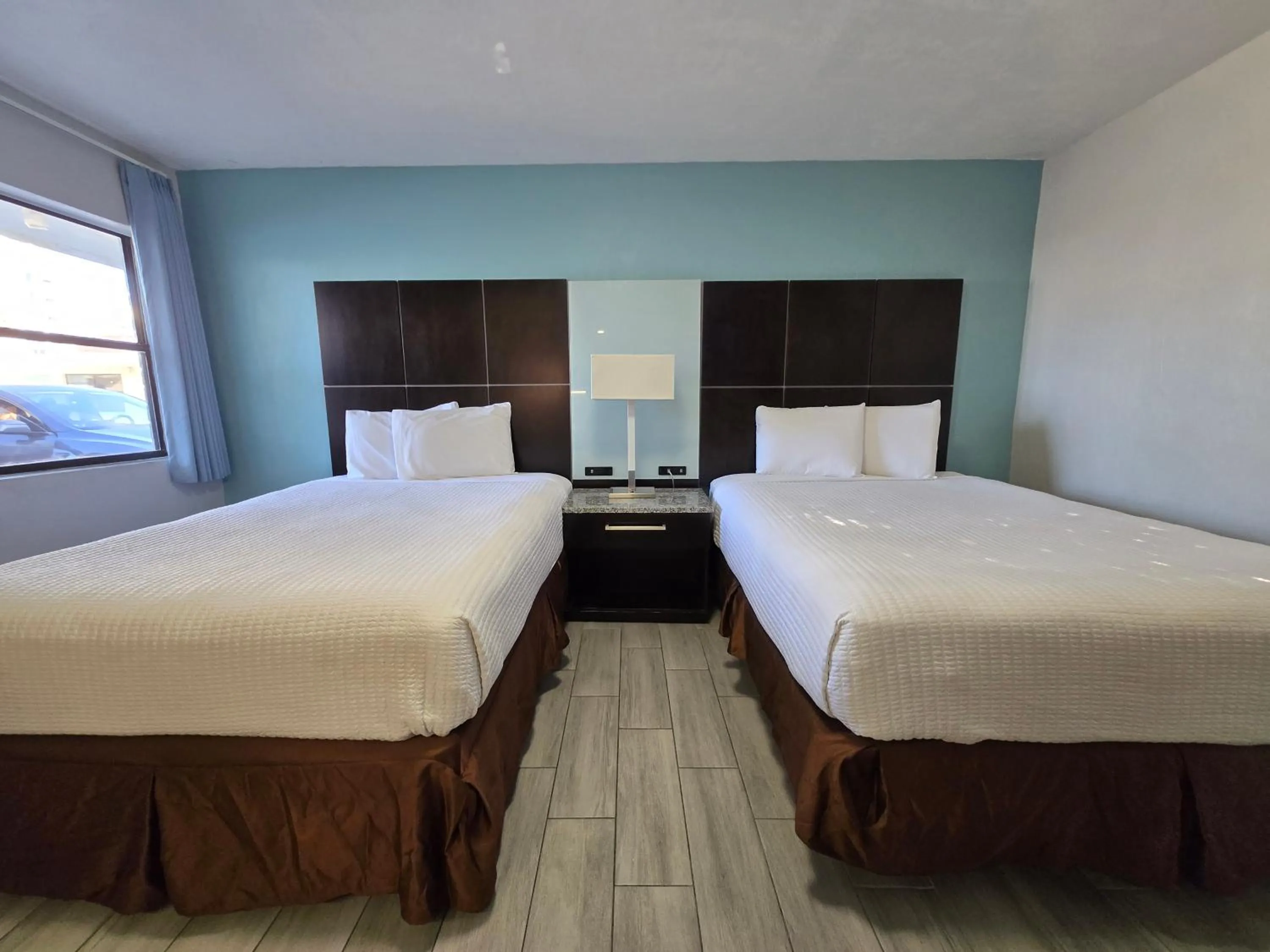 Bed in Ocean Holiday Motel