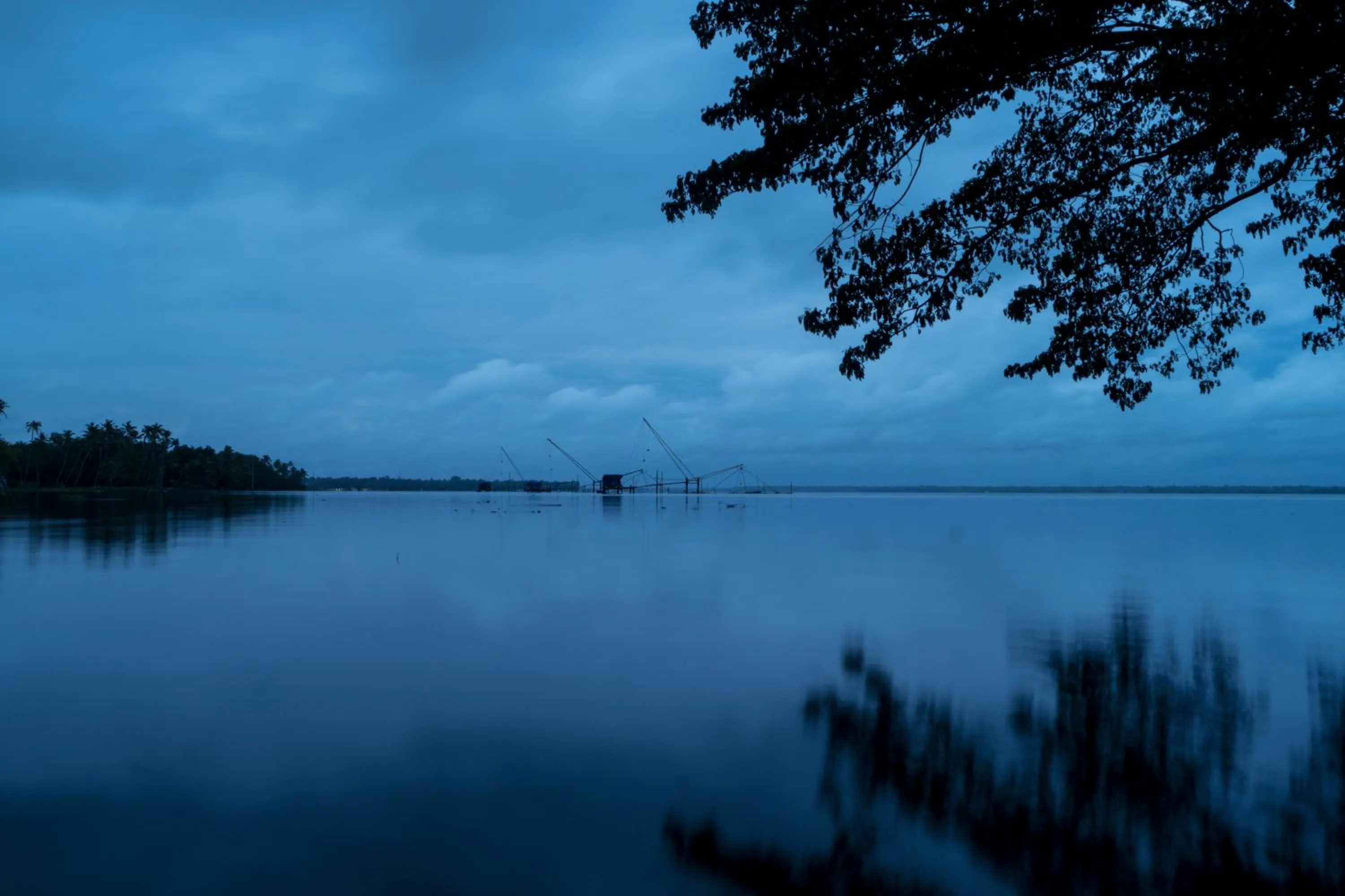 Autumn in Lovedale Lakeside Homestay