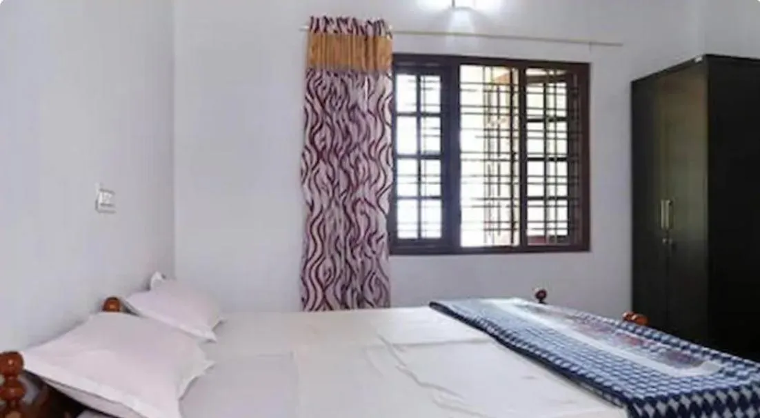 Bed in Lovedale Lakeside Homestay