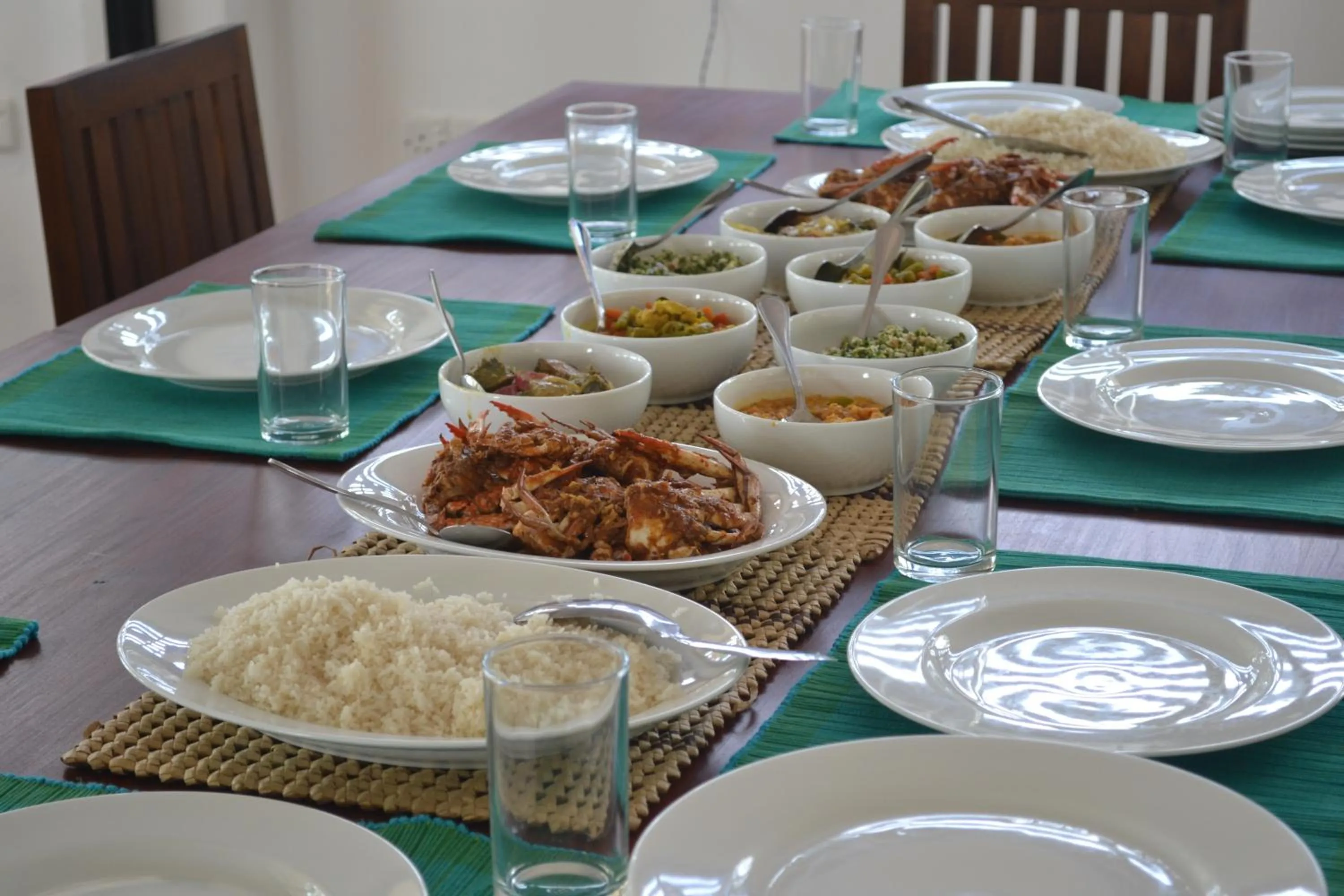 Restaurant/places to eat in Wellé Wadiya Beach Villa