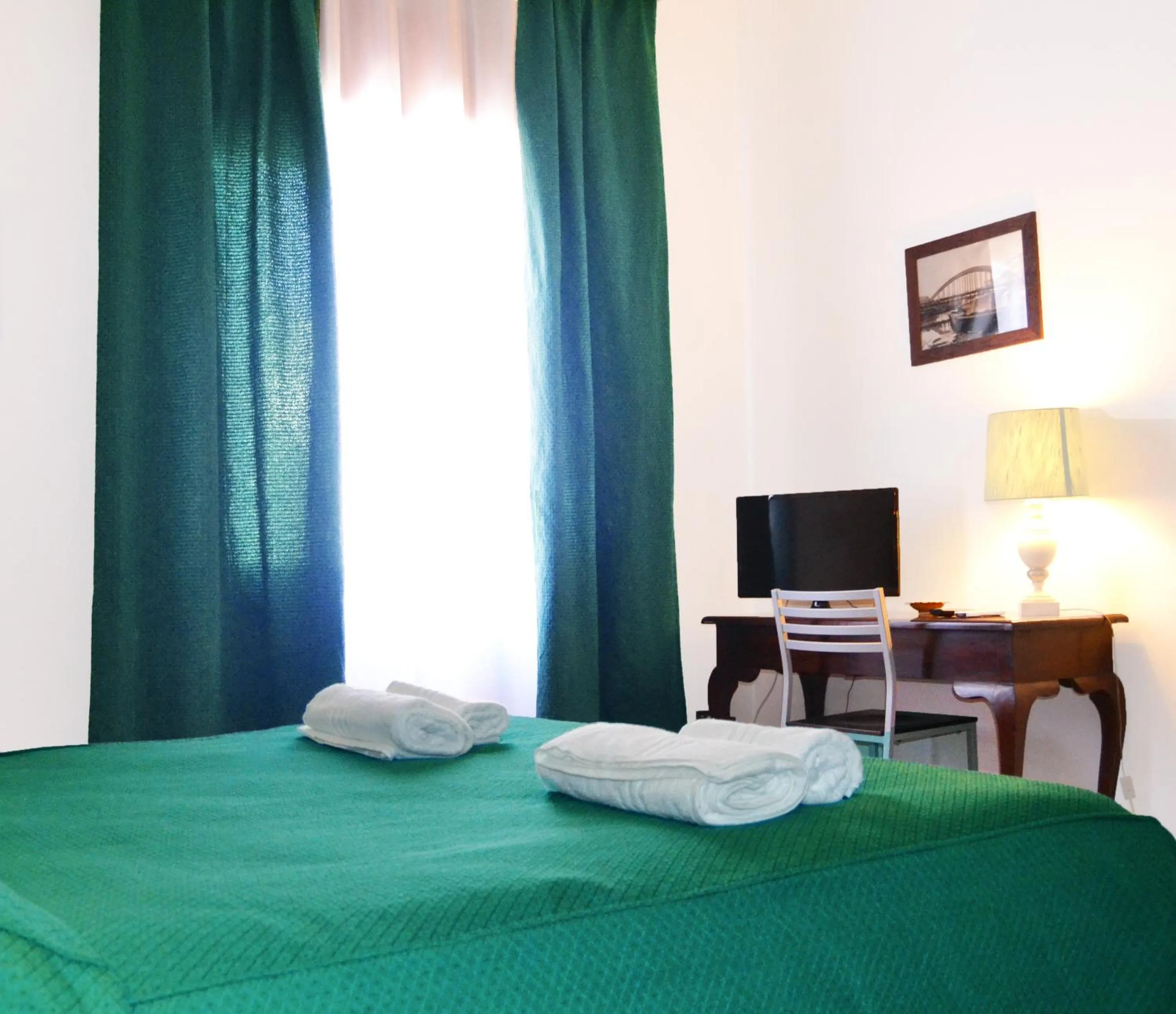 Bed in Brunelli Residence