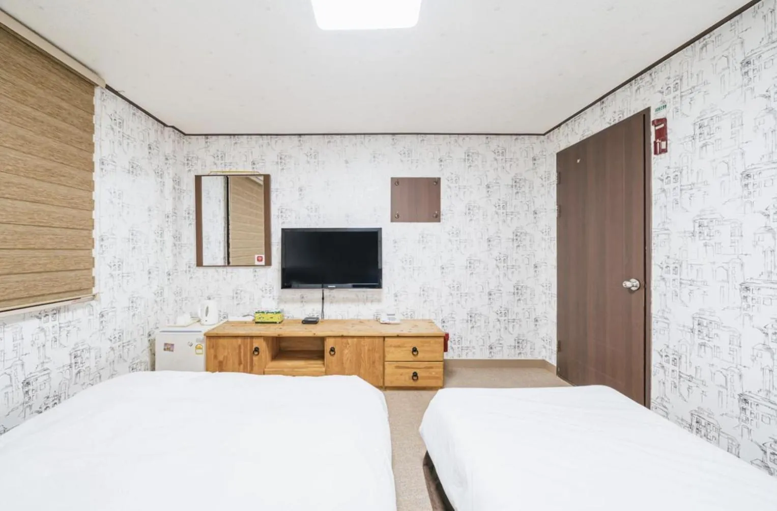 Bed in Manhattan Hotel