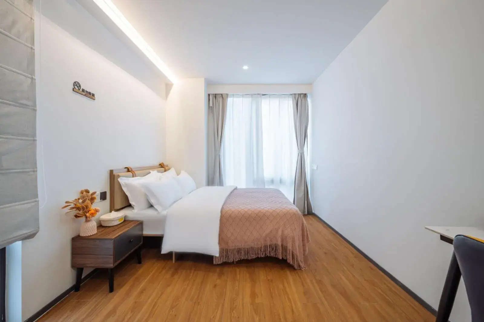 Superior Double Room in Ketangjian Hotel -Shanghai Railway Station Baoshan Road Subway Station Superior Double Room in Ketangjian Hotel -Shanghai Railway Station Baoshan Road Subway Station