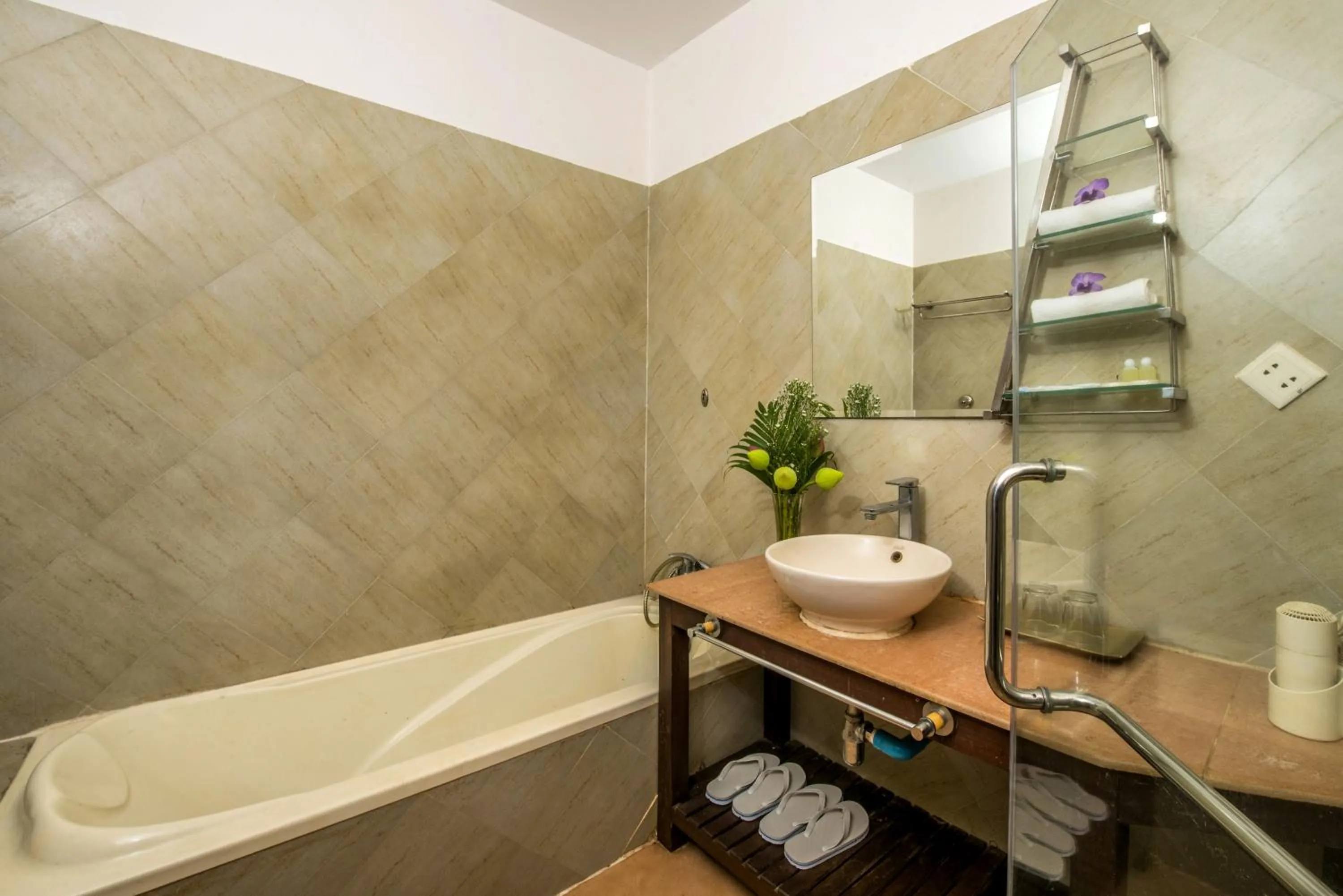 Hot Tub in Luminous Angkor Boutique