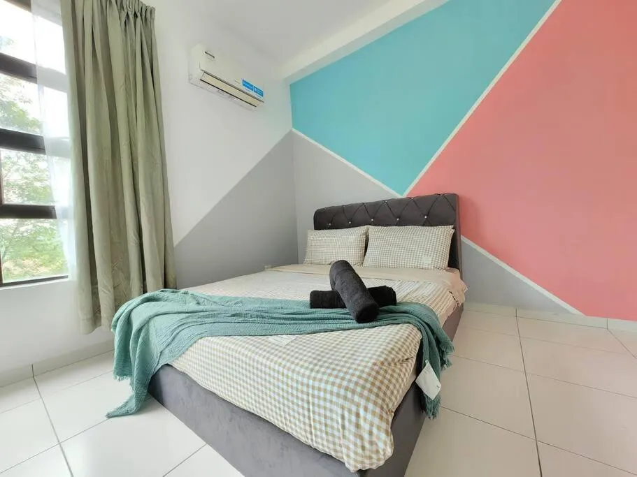 Bed in Skyview 0505 6Pax Aeon Lego netlflix 100mbps STAY