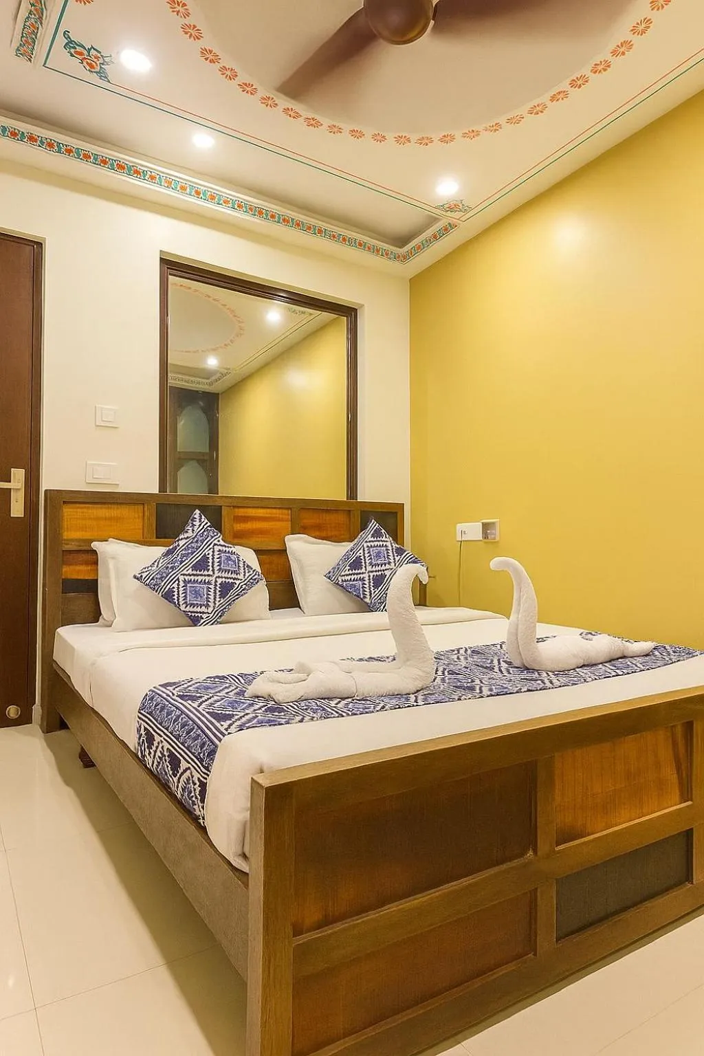 Bedroom, Bed in Umed