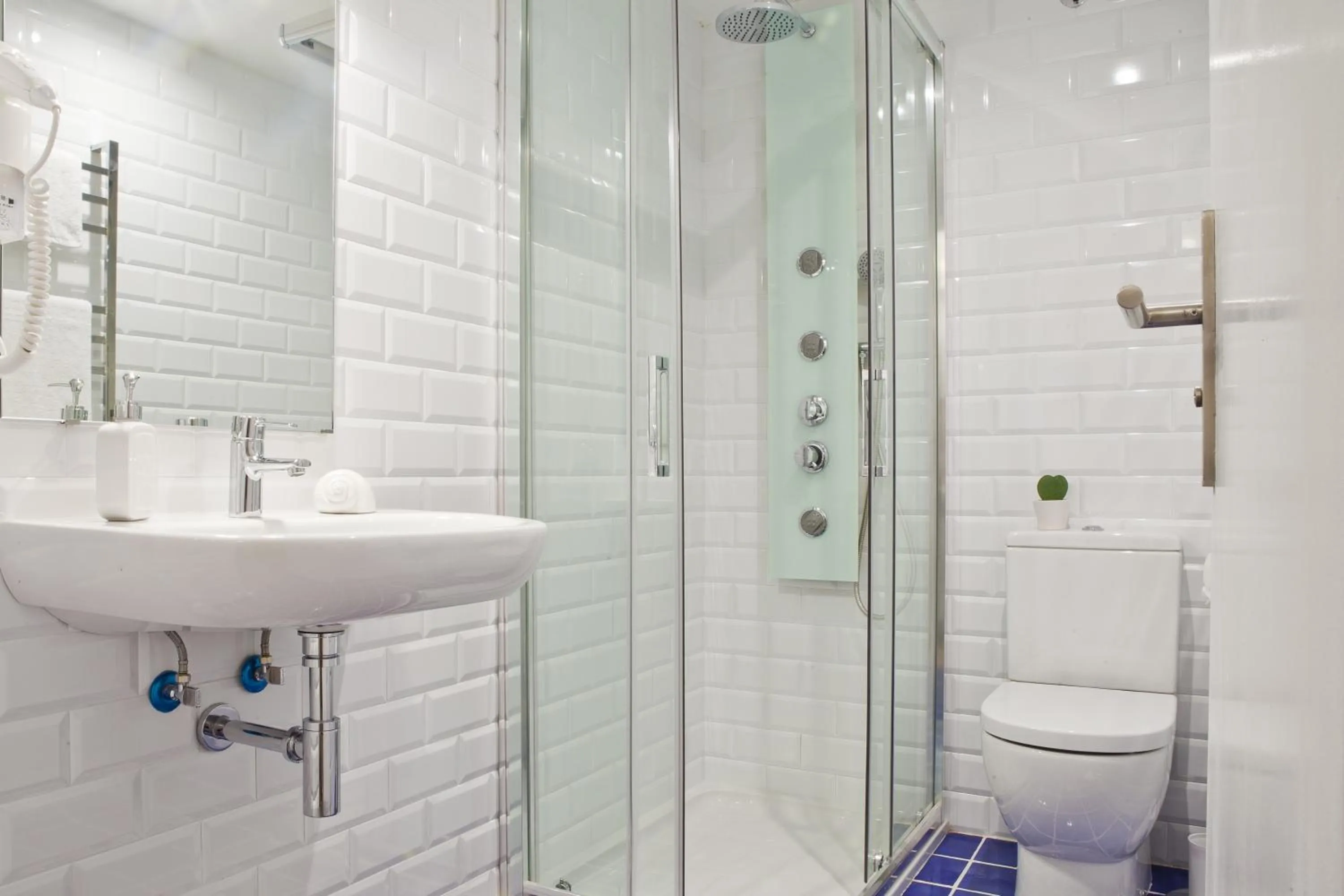 Bathroom in Blue Barcelona