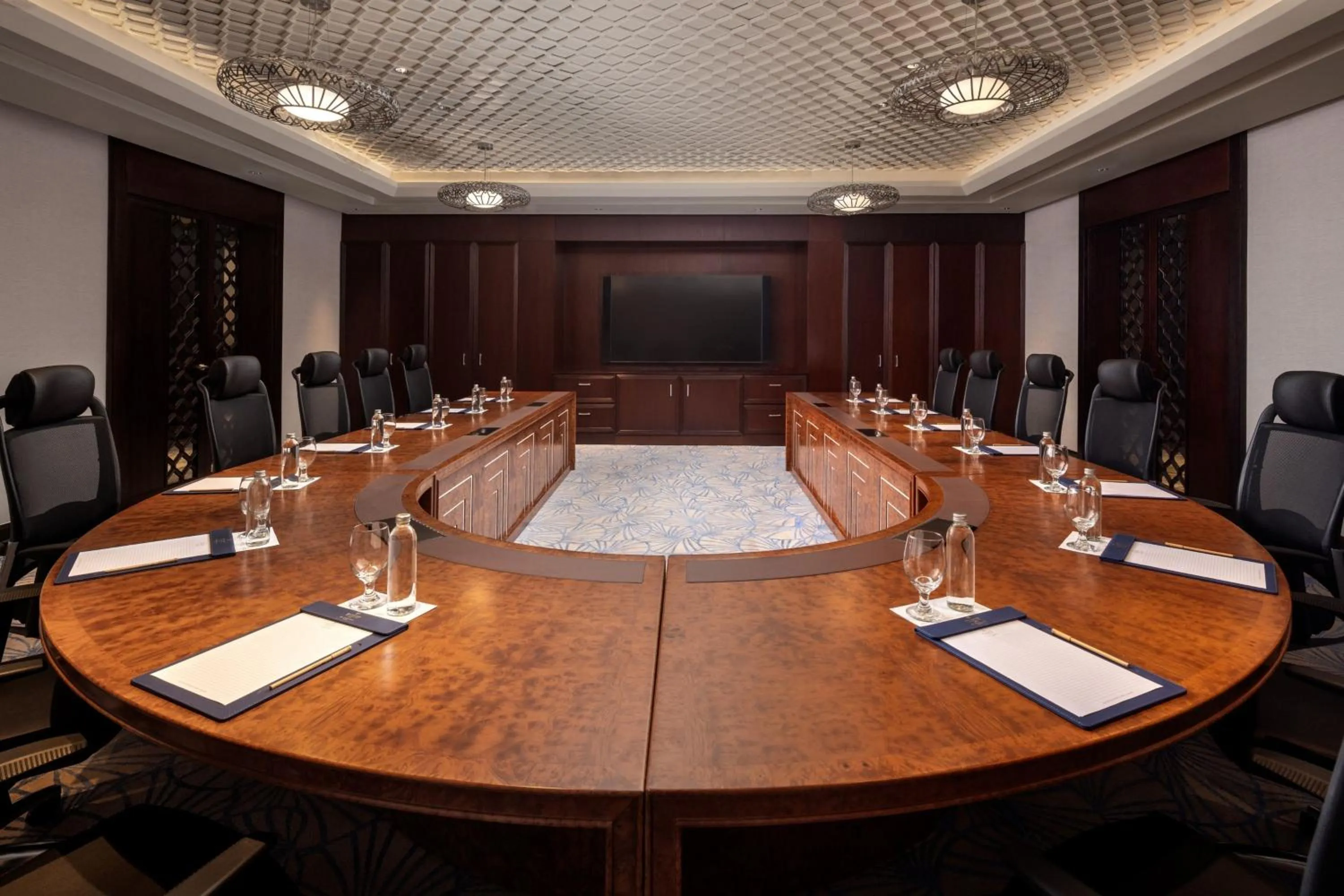 Meeting/conference room in ITC Ratnadipa, a Luxury Collection Hotel, Colombo