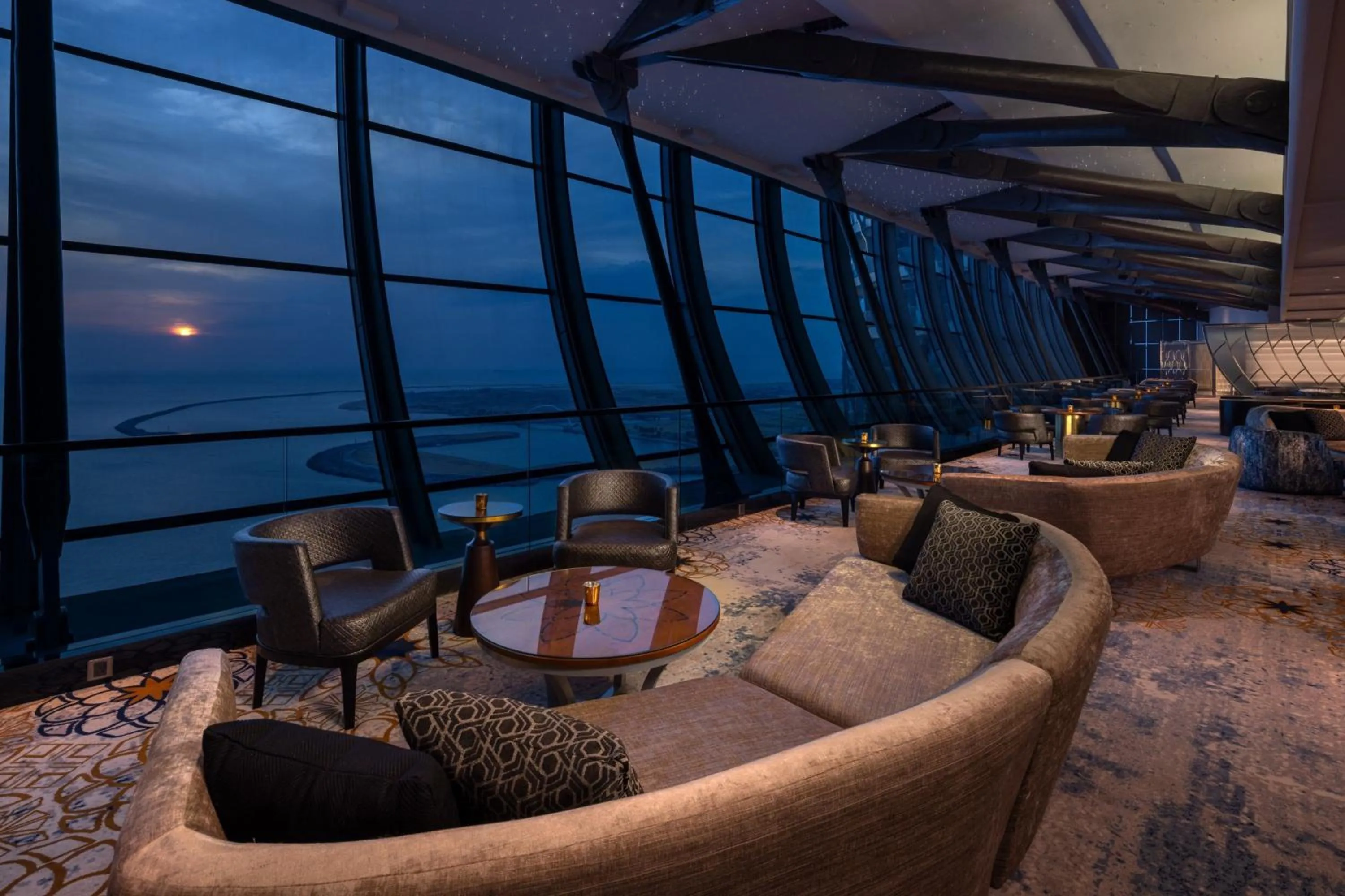 Restaurant/places to eat in ITC Ratnadipa, a Luxury Collection Hotel, Colombo