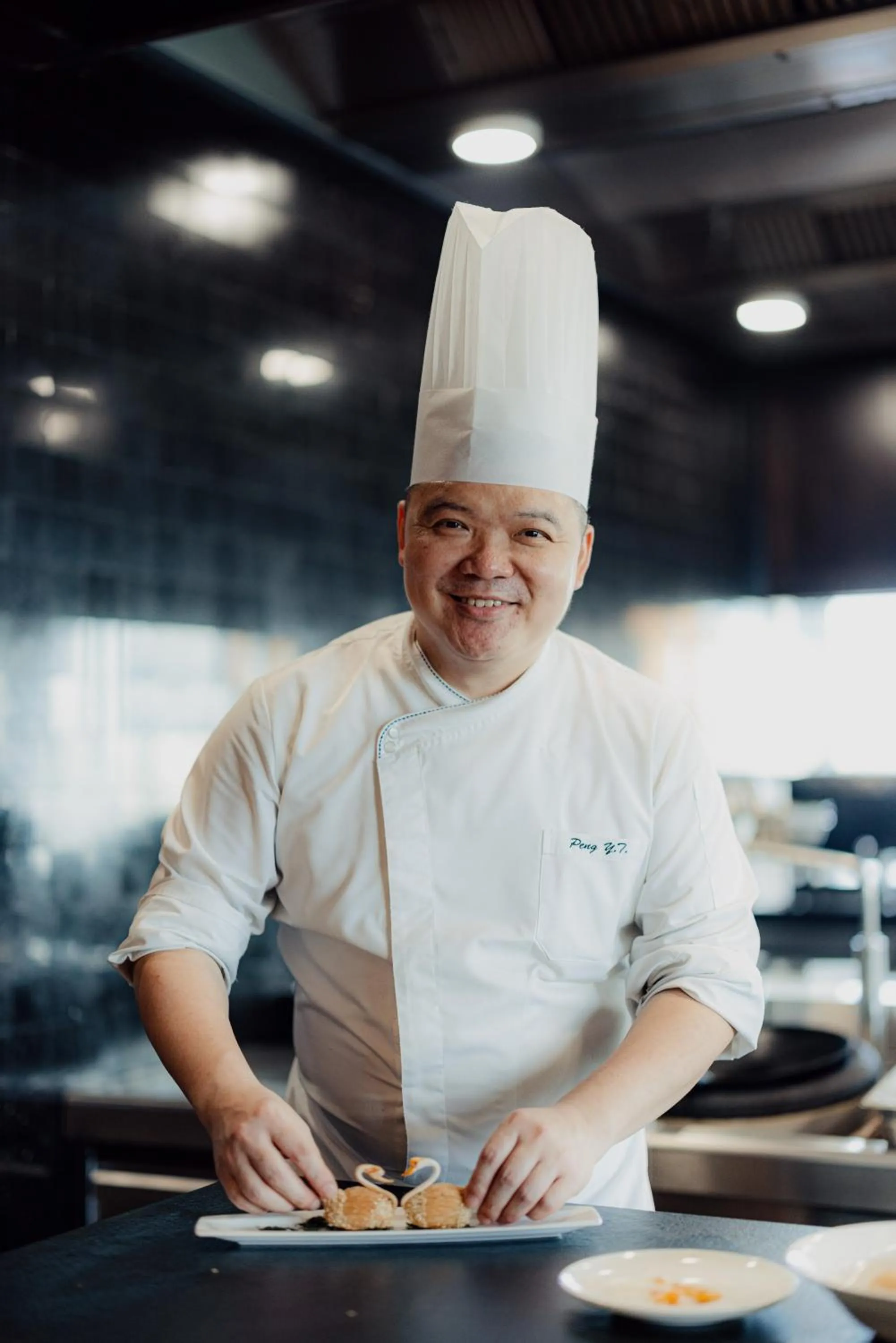 Restaurant/places to eat in ITC Ratnadipa, a Luxury Collection Hotel, Colombo