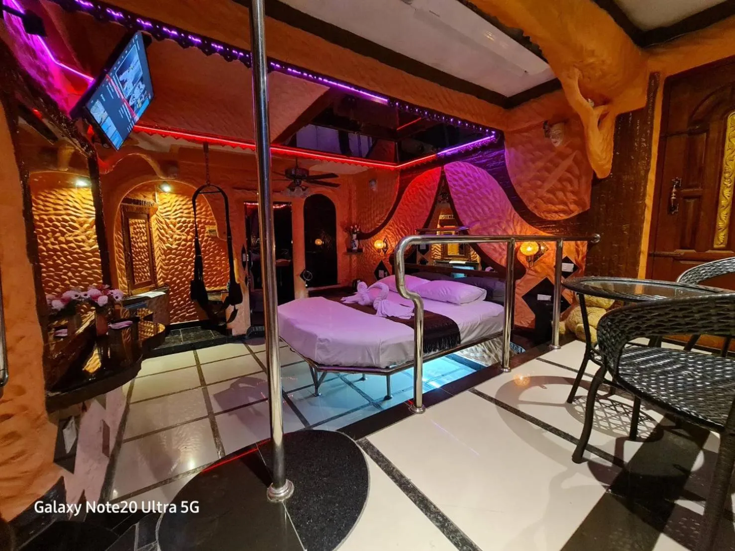 Bed in PENTHOUSE PATTAYA