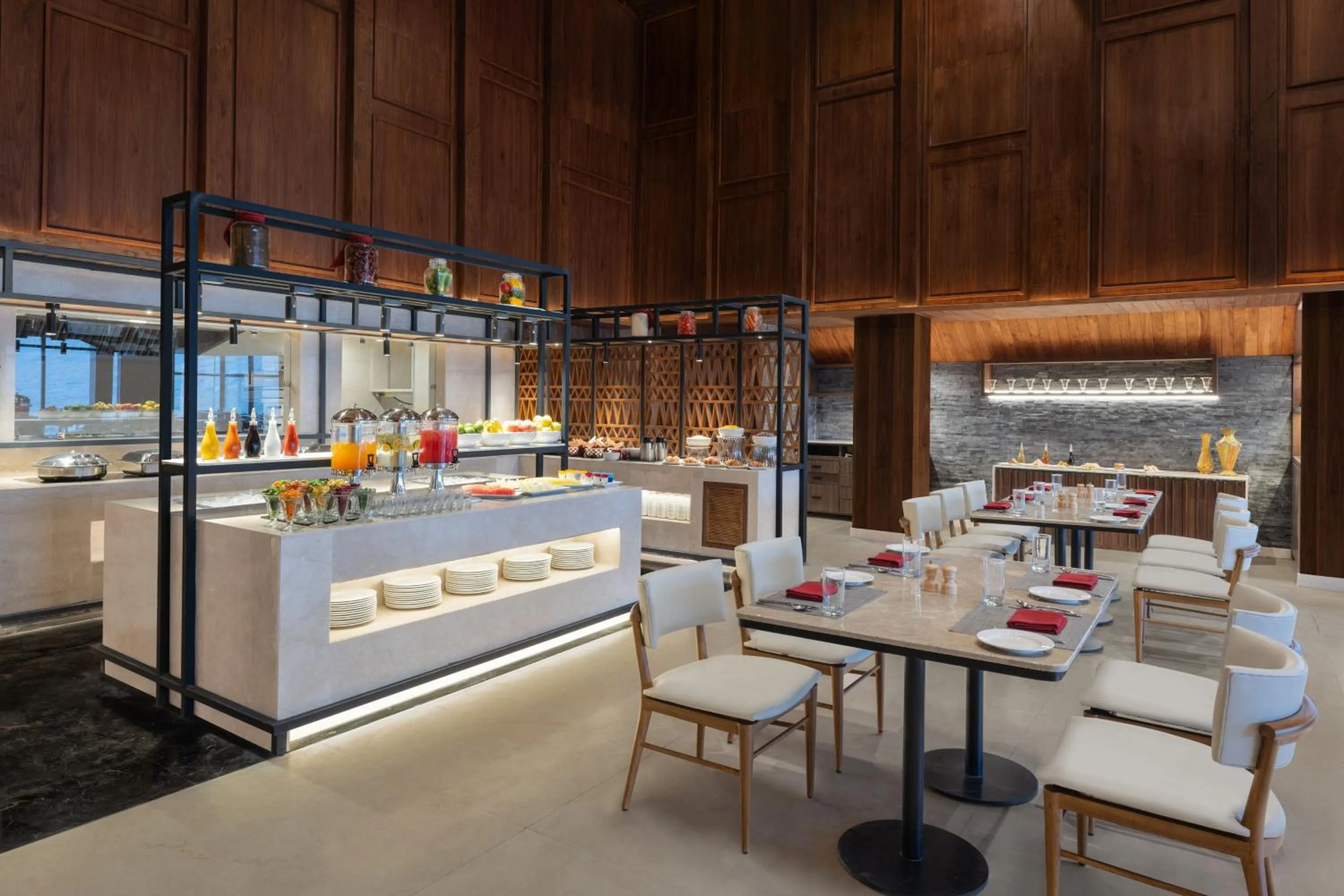 Restaurant/places to eat in Four Points by Sheraton Sonmarg Resort