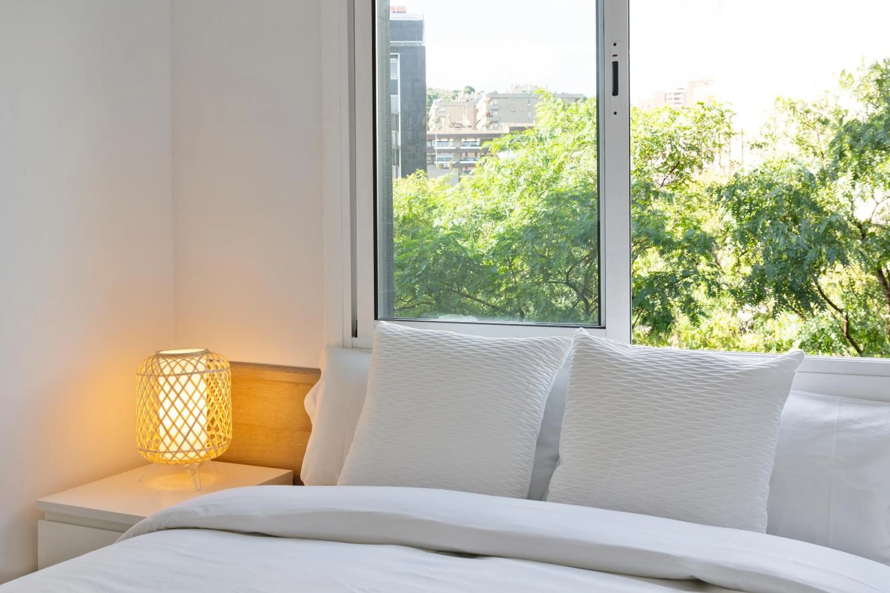 Bed in Suites Barcelona Park Güell