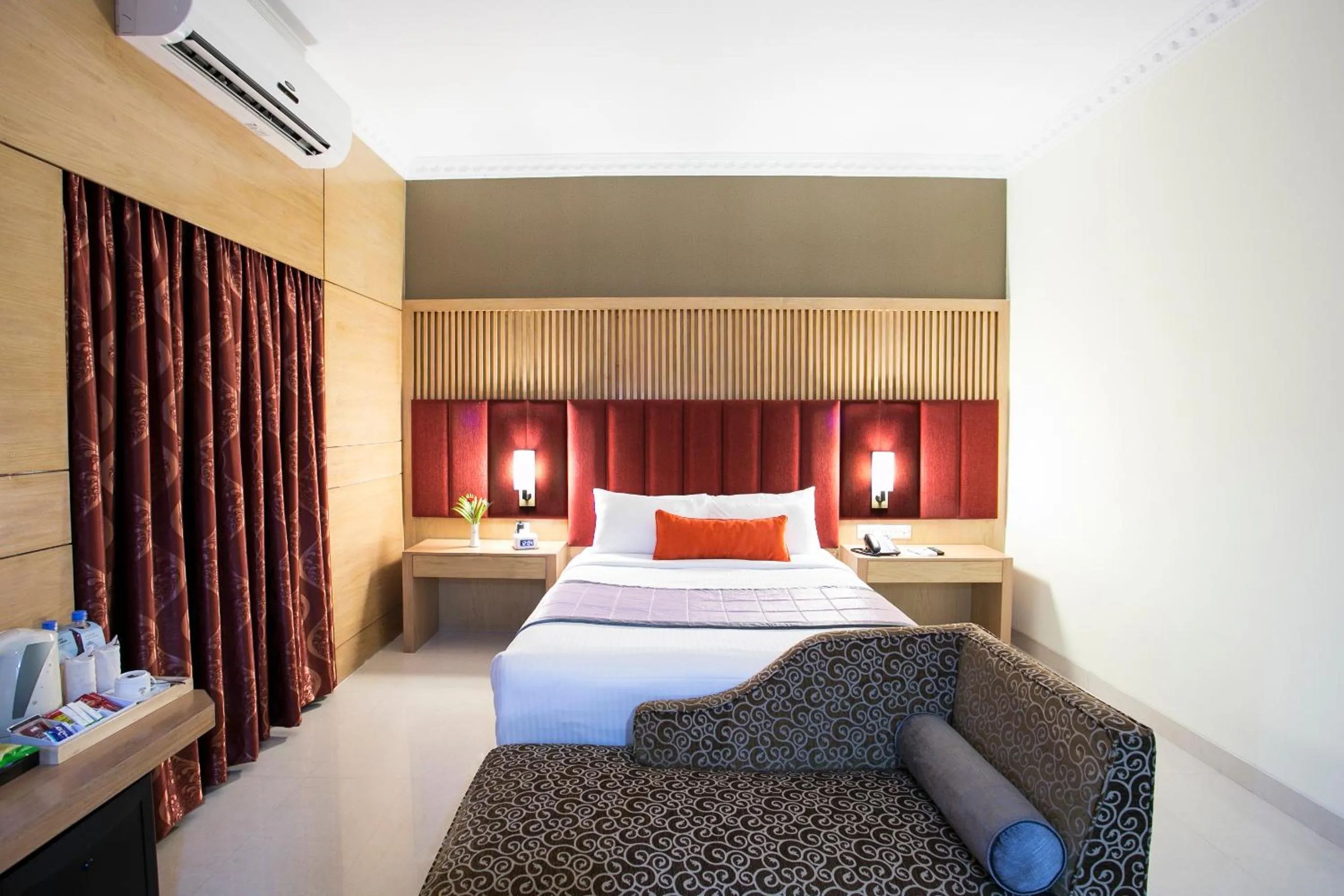 Photo of the whole room, Bed in Ascott Palace Dhaka