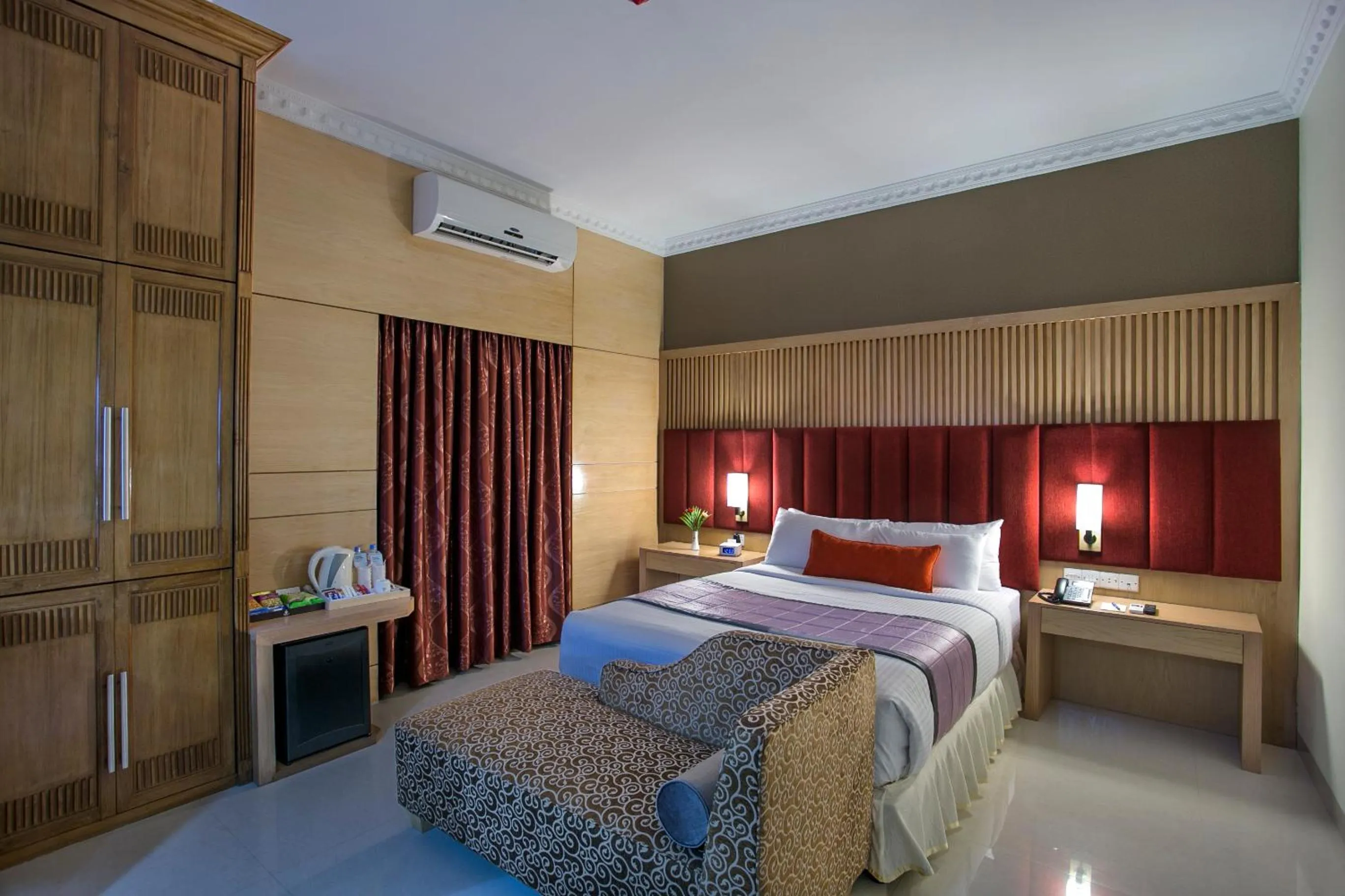 Photo of the whole room, Bed in Ascott Palace Dhaka