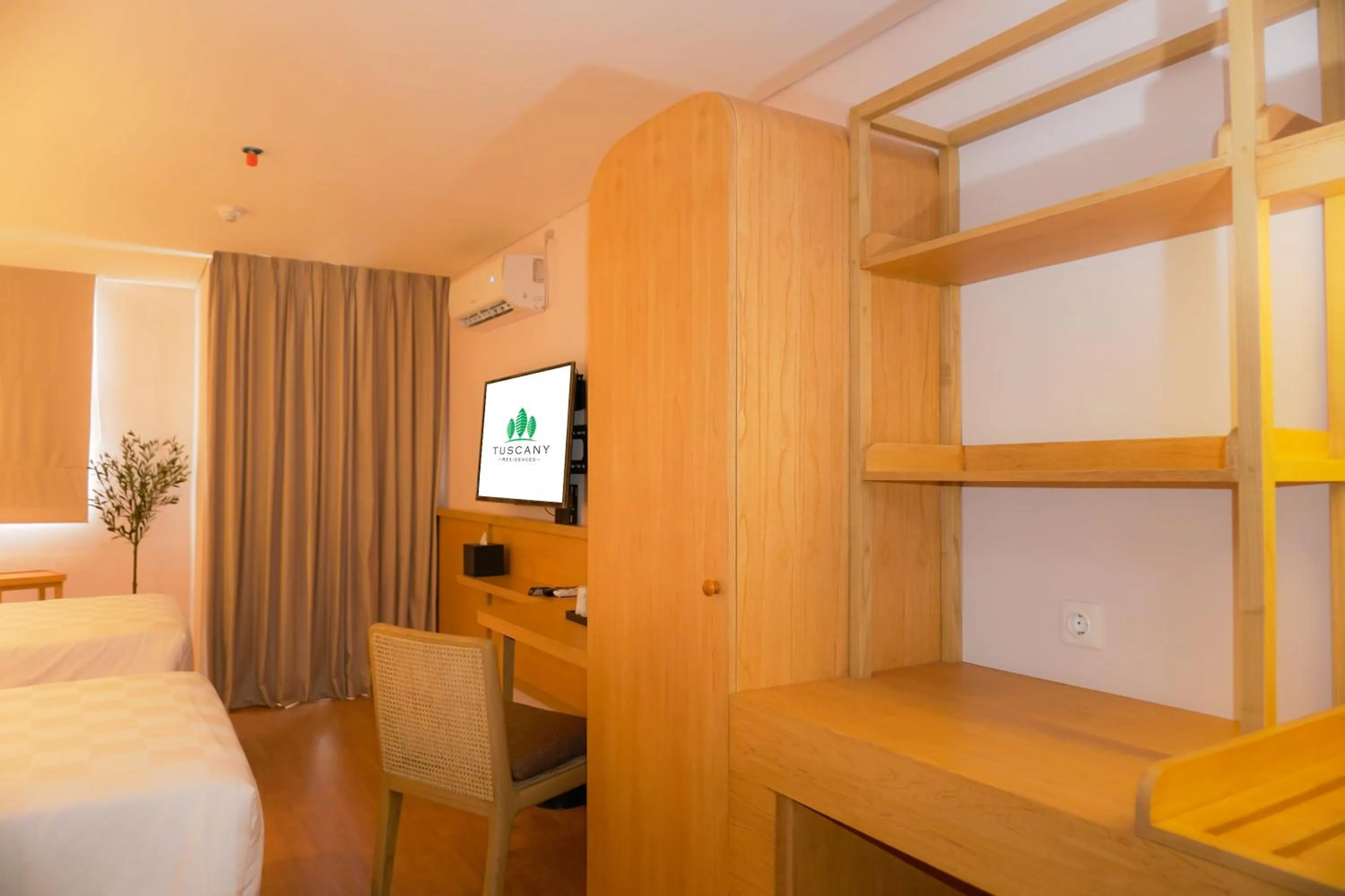 Bedroom, Bed in Swiss-Belcourt Serpong