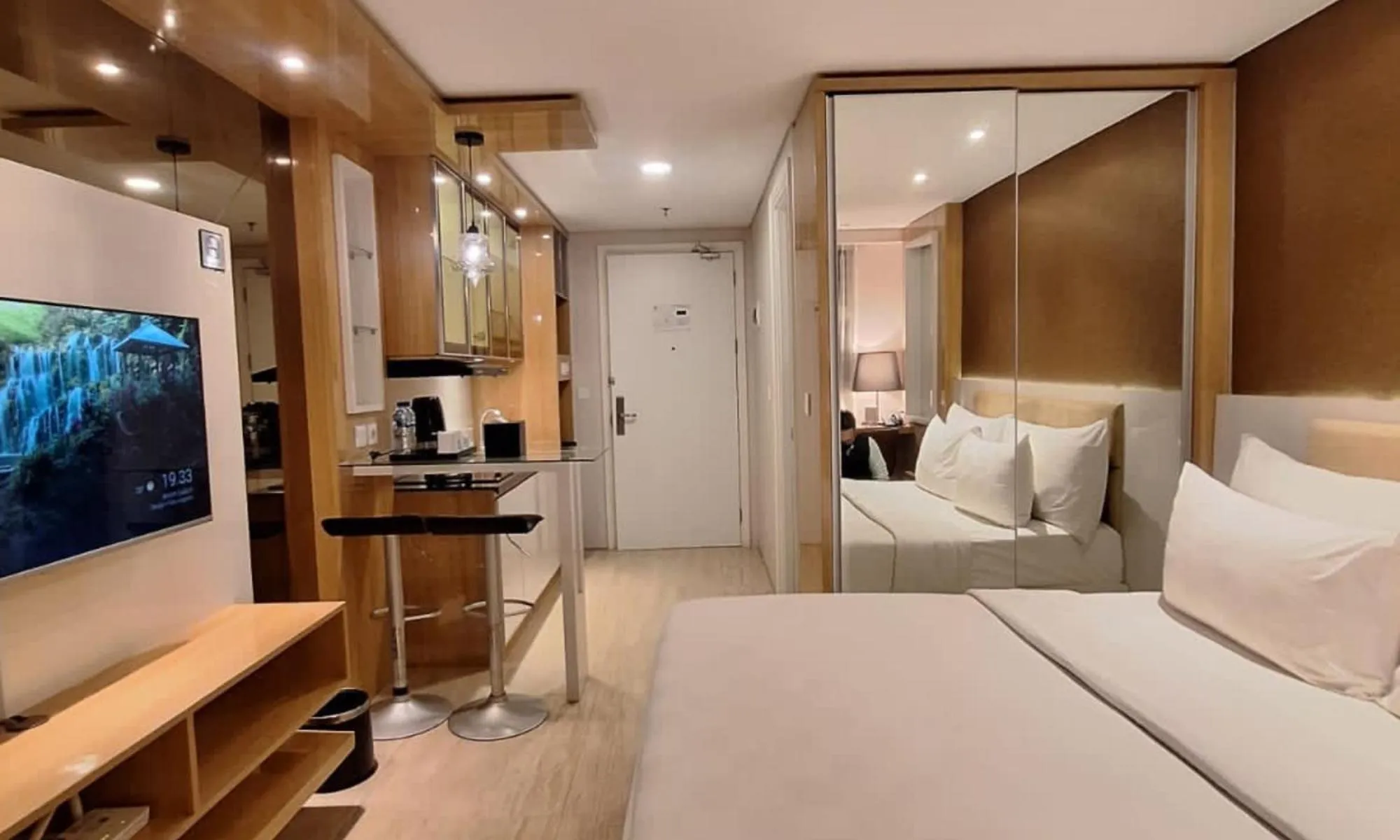 Bedroom, Bed in Swiss-Belcourt Serpong