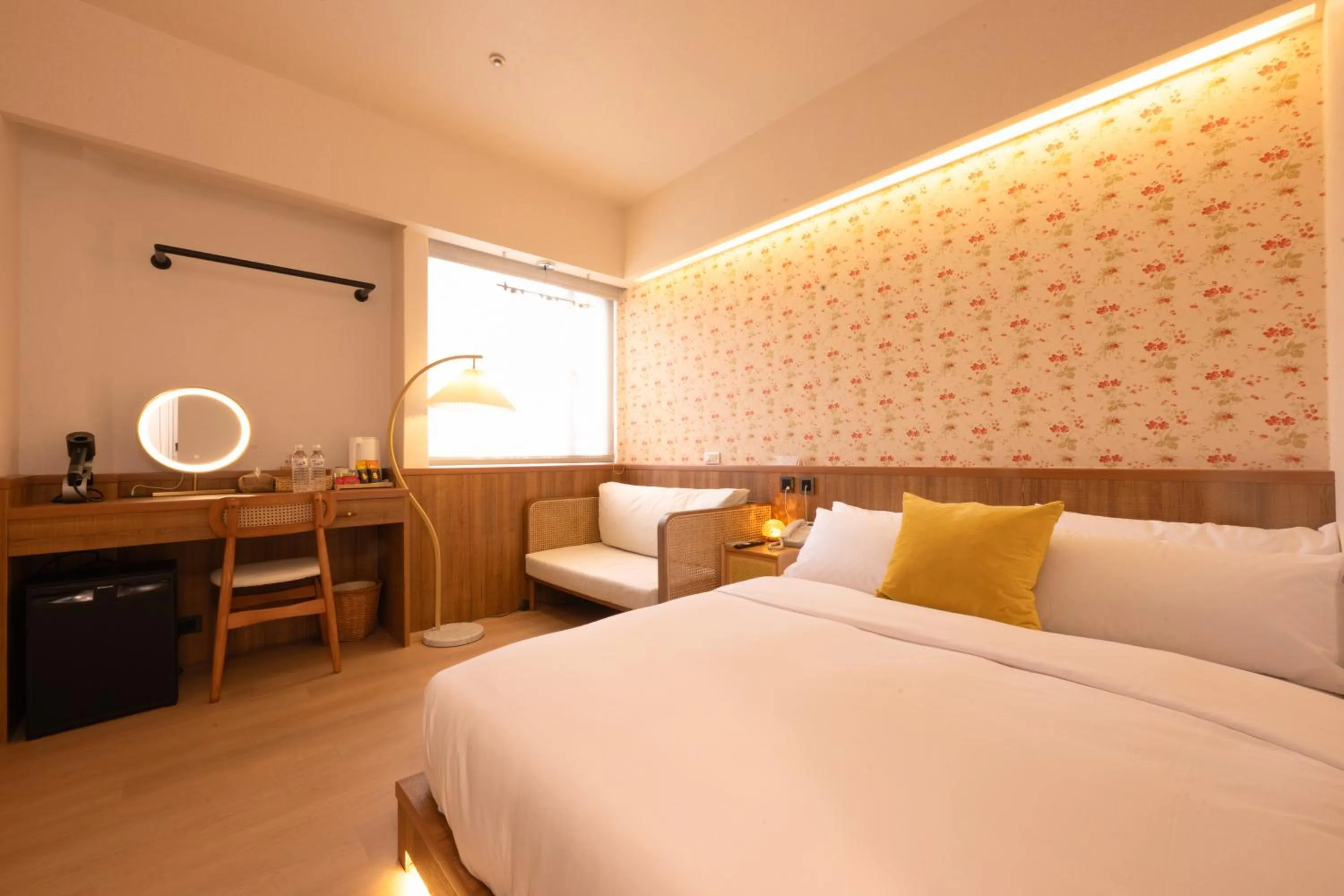 Bed in Cat Tail Pocket Inn