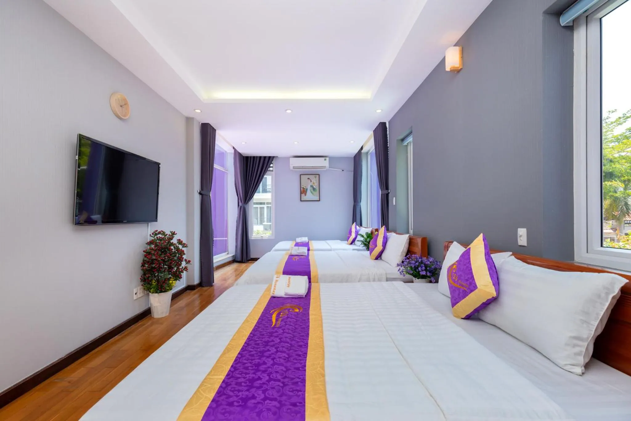 Communal lounge/ TV room, Bed in Villas 126-G1 Vung Tau