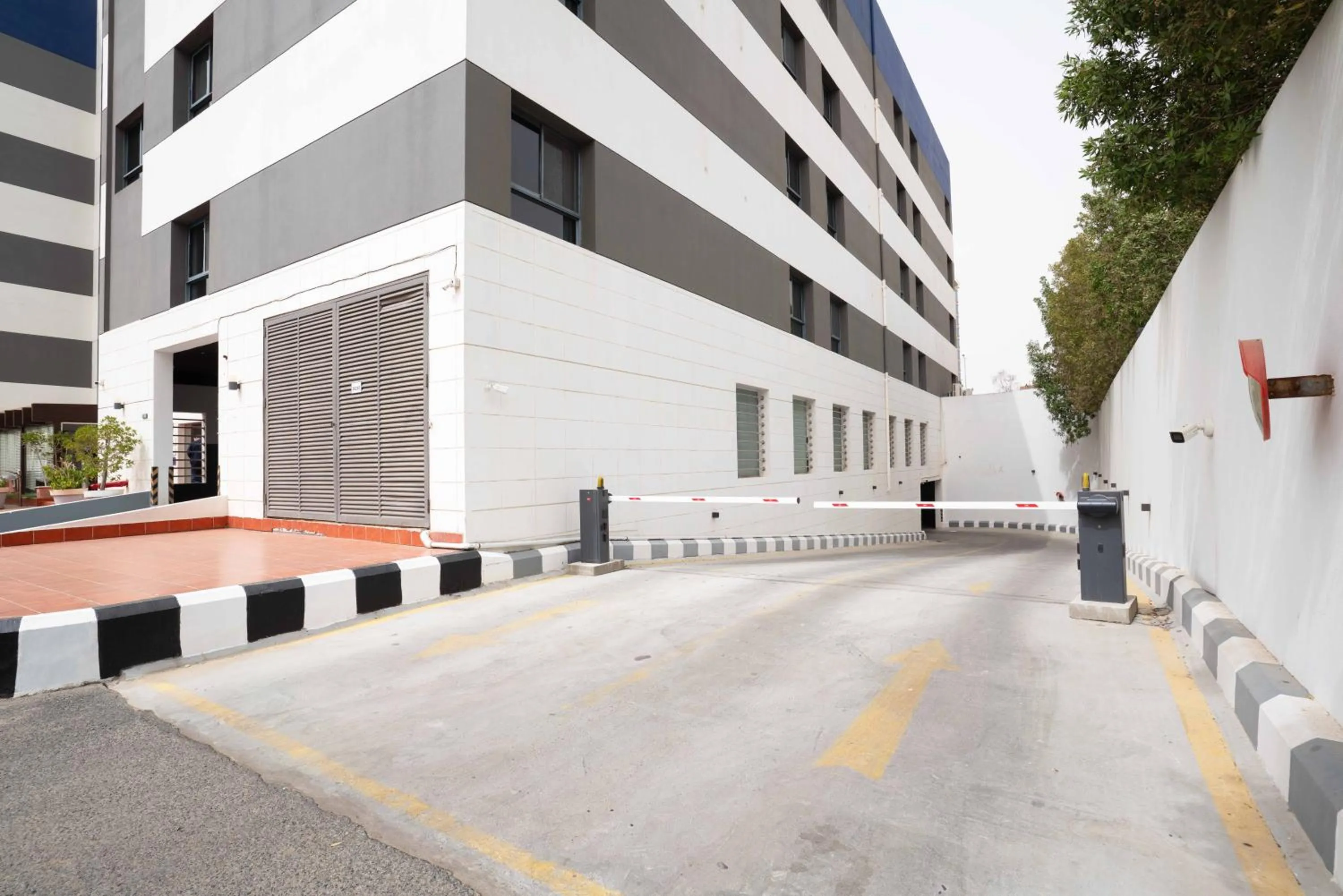 Parking in Dara Salam