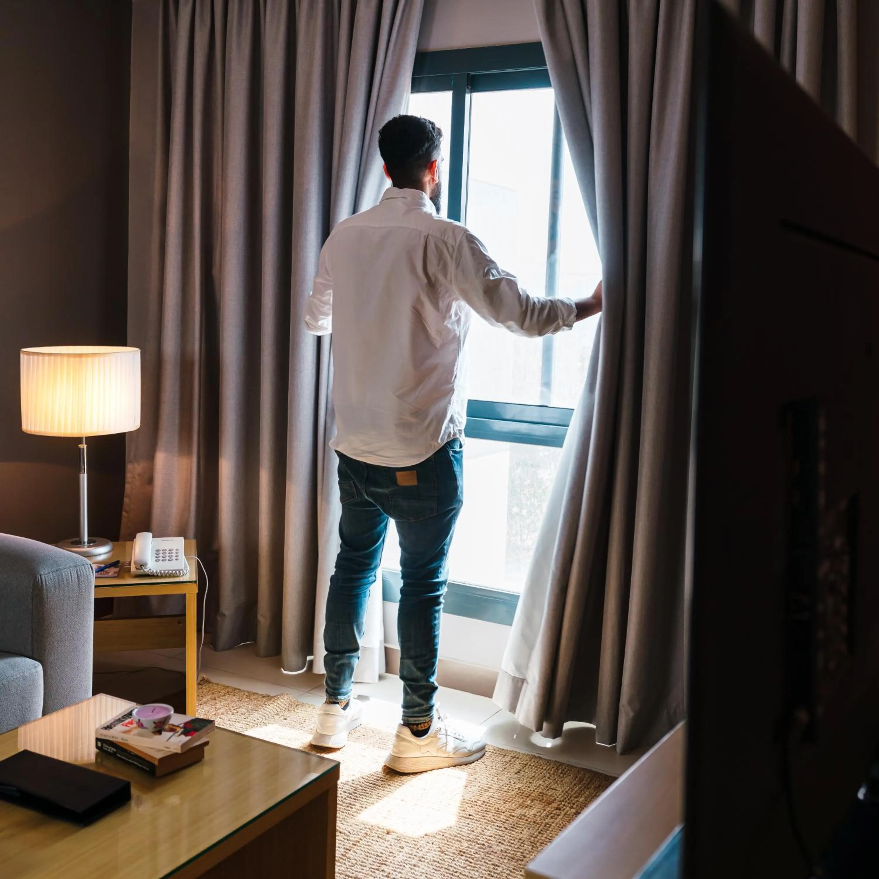 Seating area, Bed in Dara Salam