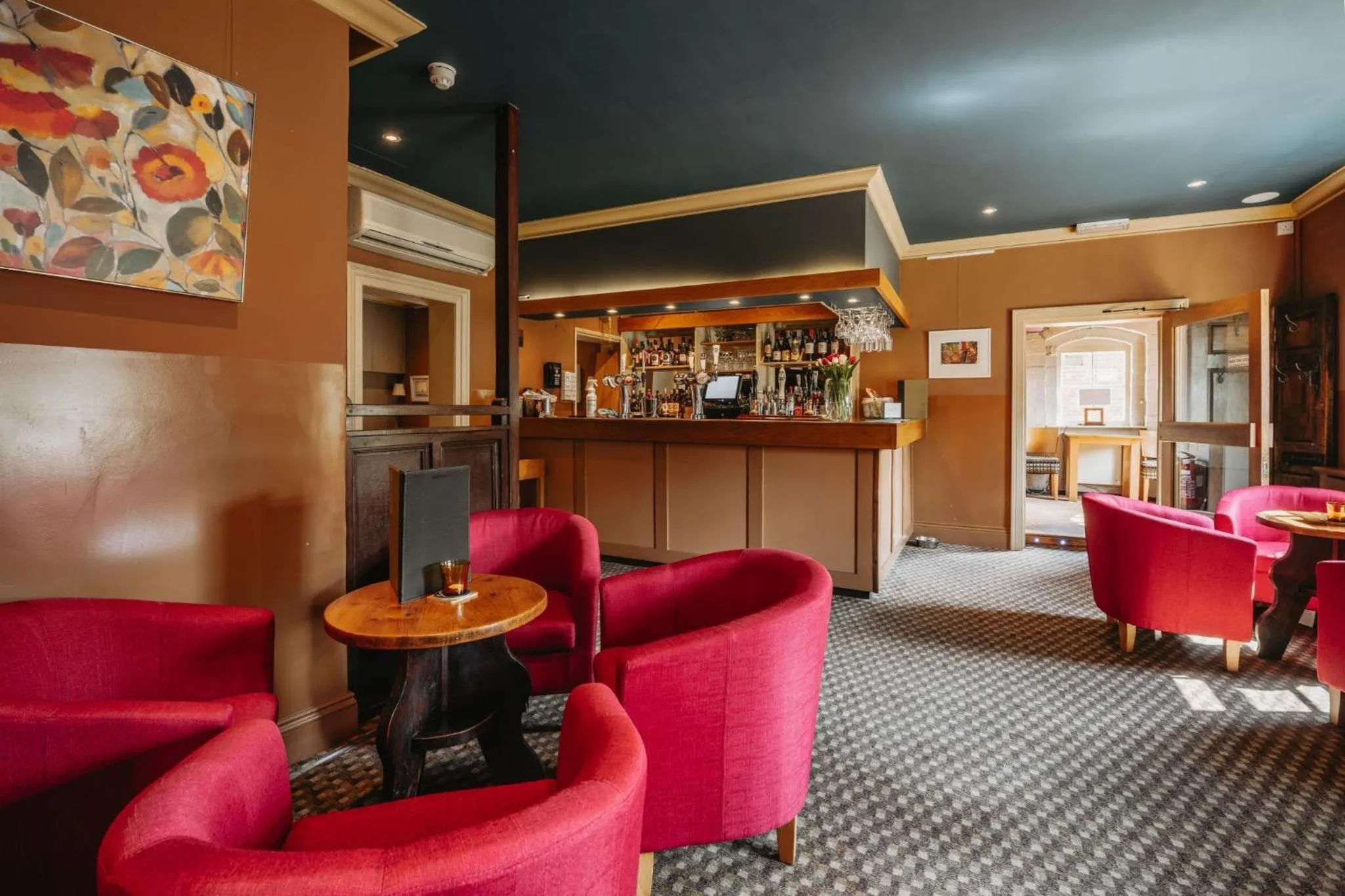Lounge or bar in Old Orleton Inn