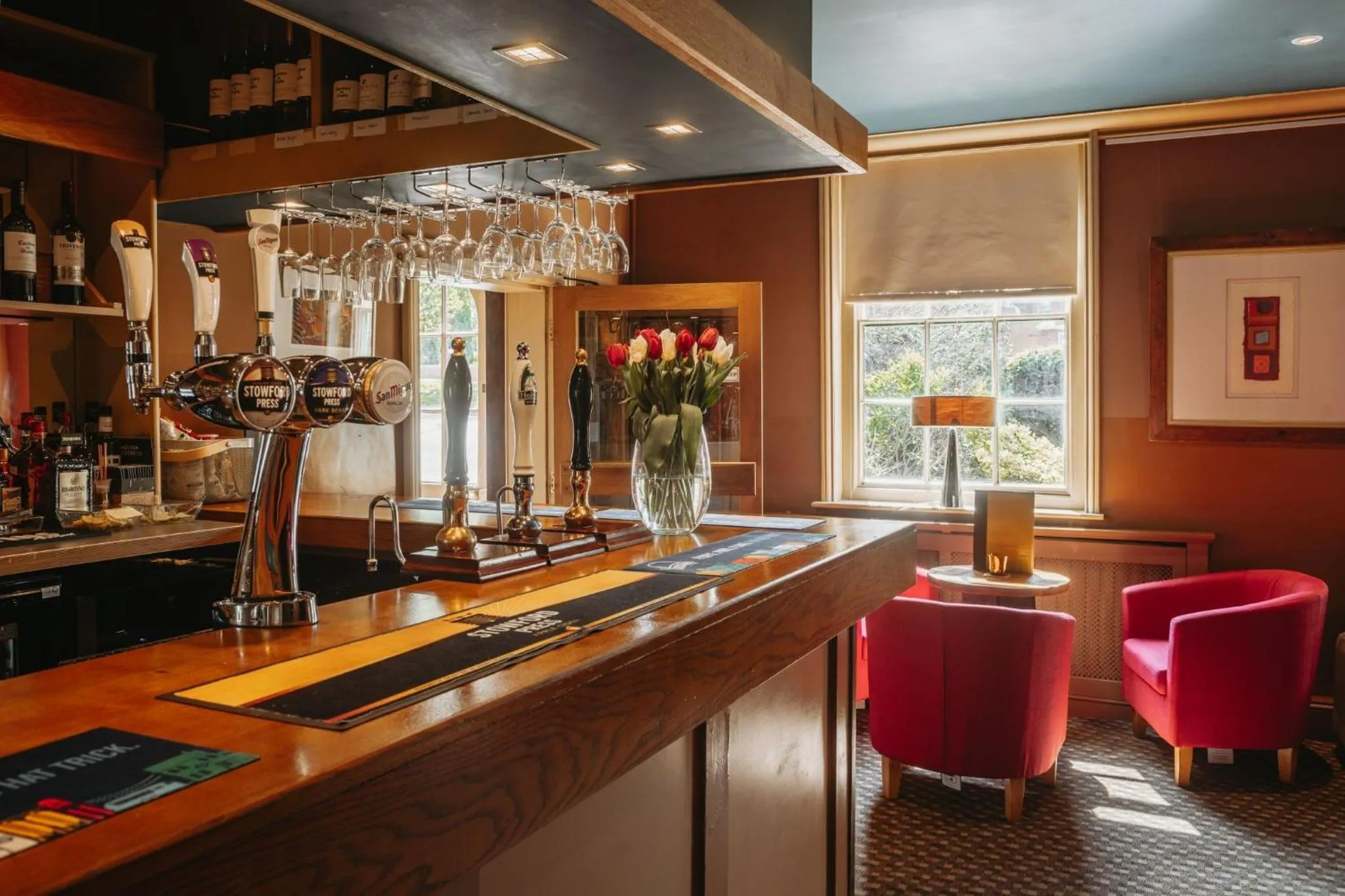 Lounge or bar in Old Orleton Inn