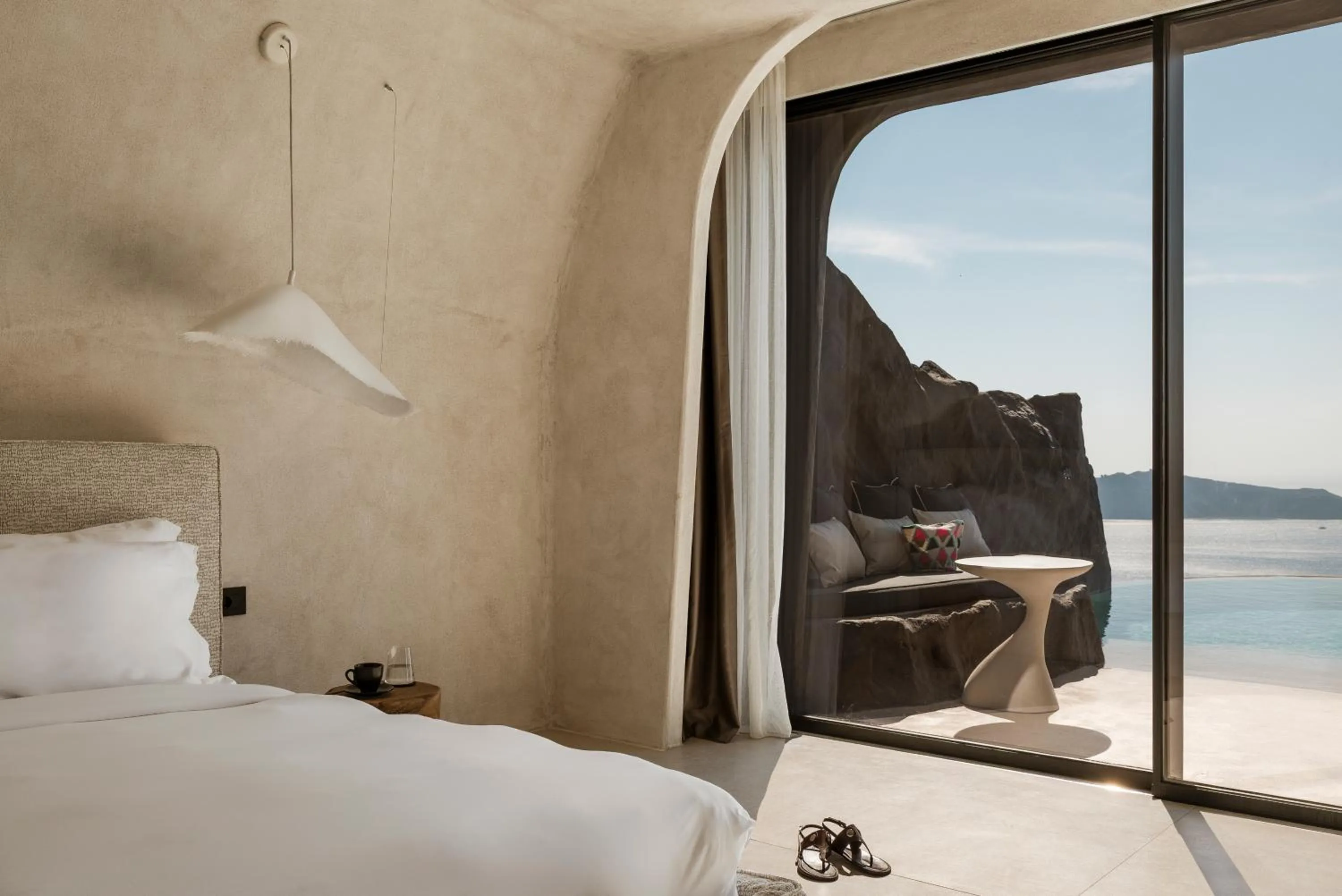 Day, Bed in One of One Hotel