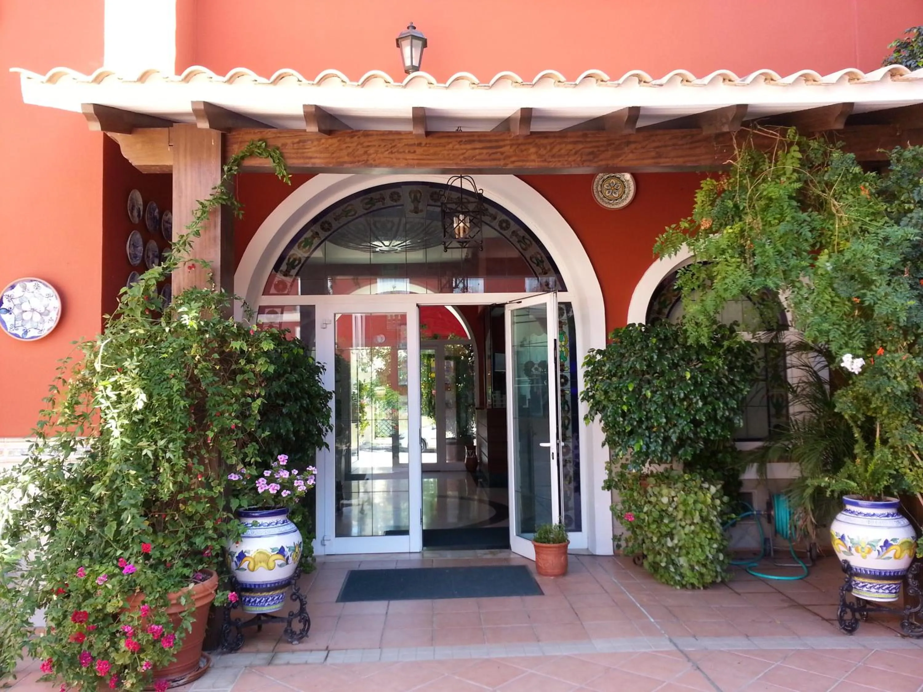 Patio in Hotel Romerito