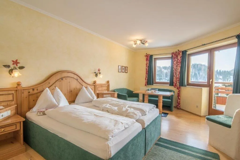 Comfort Suite with Balcony in Seehotel Jägerwirt