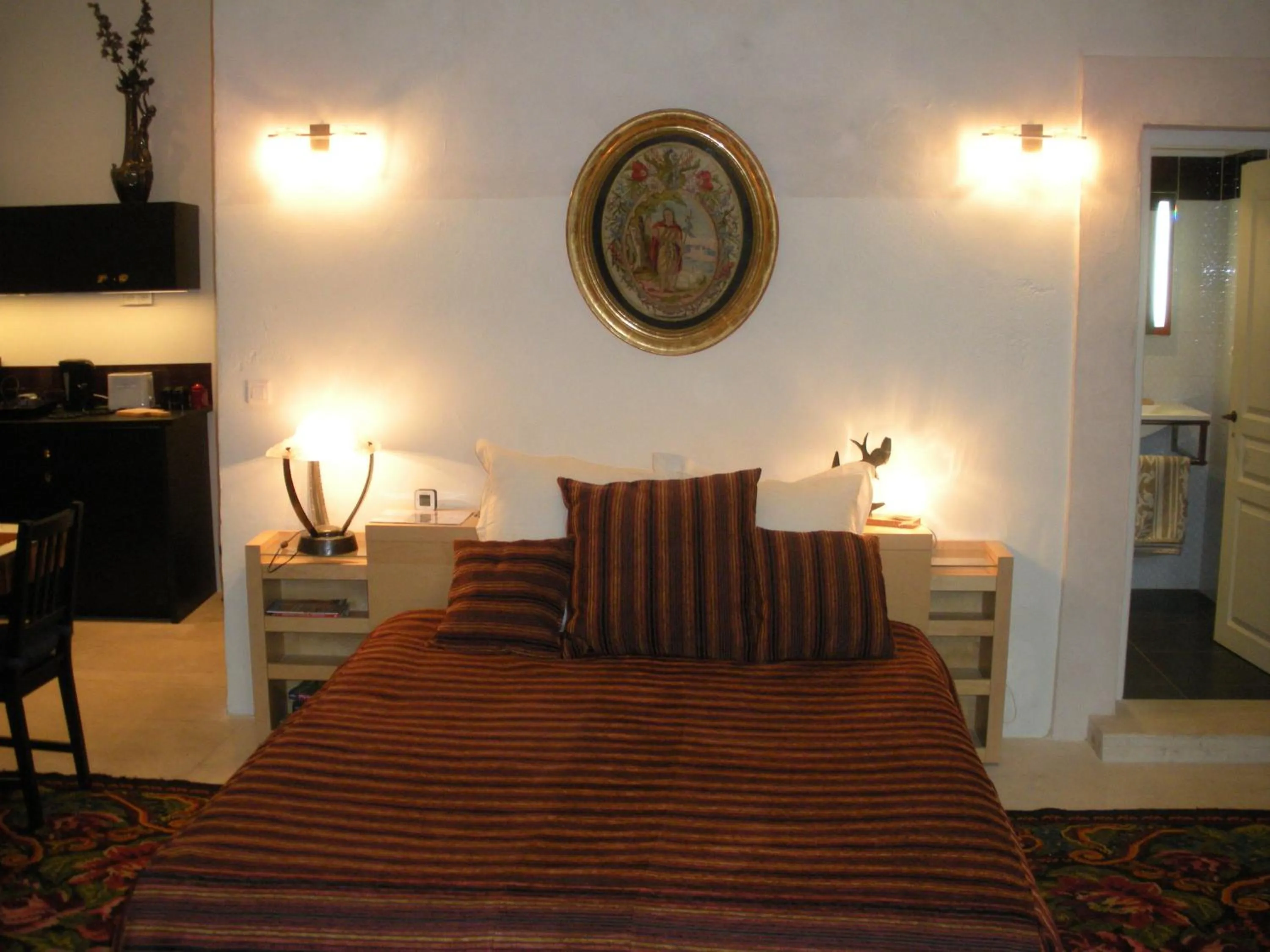 Bed in Le Couvent du Vieux Port