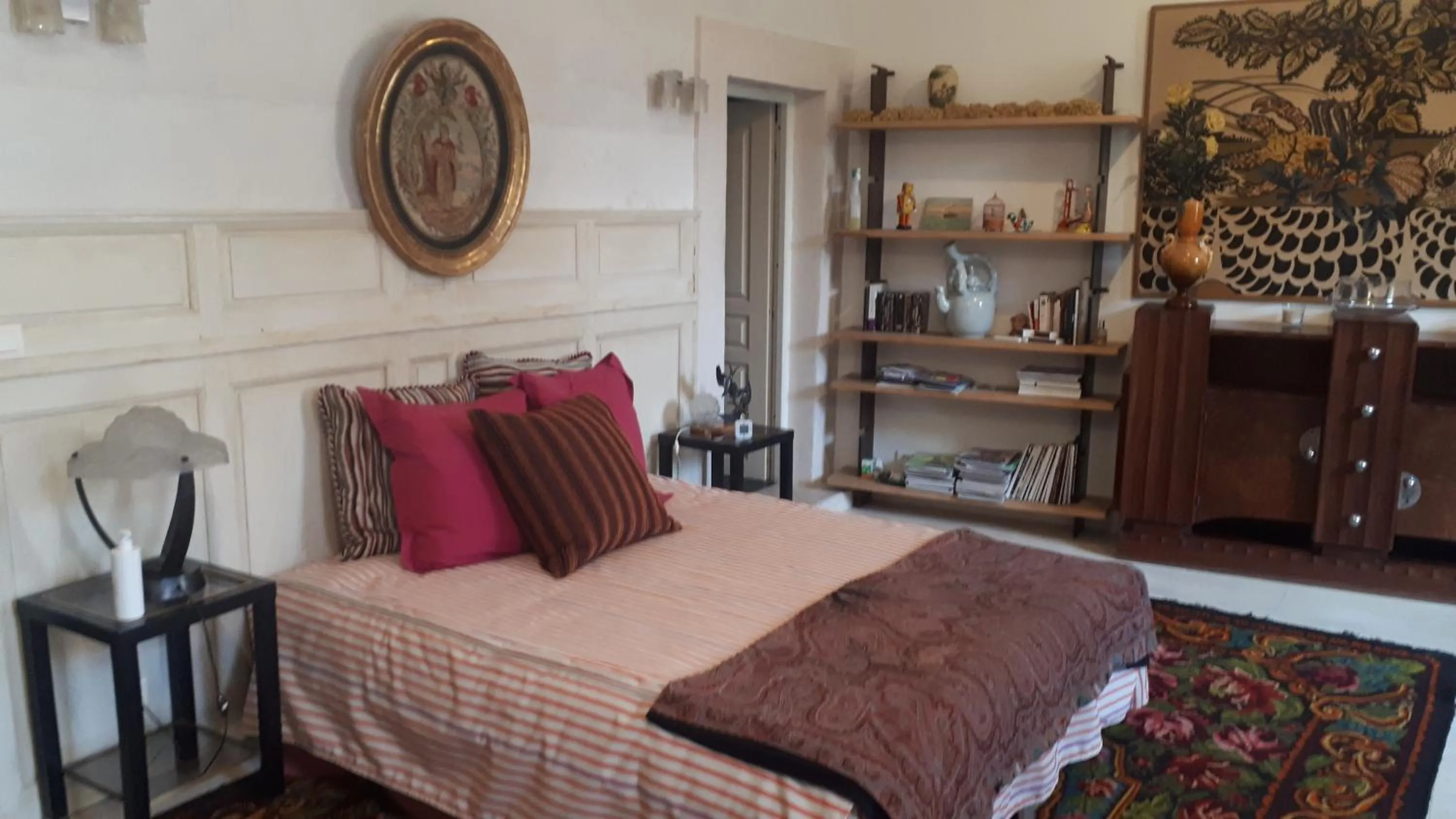 Bed in Le Couvent du Vieux Port